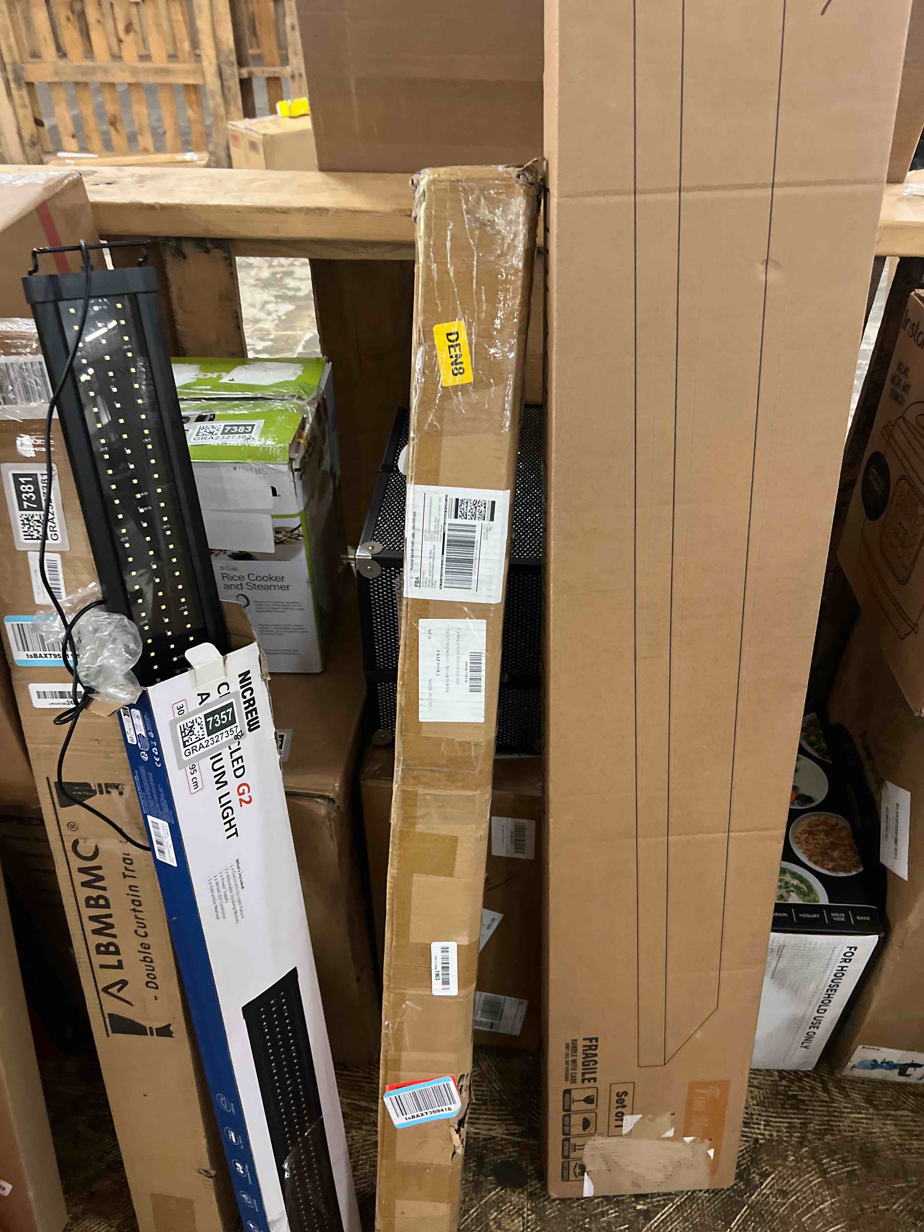 Condition photo showing New/Like New for 10-Pack Crown Molding Polystyrene Decorative Ceiling Crowning Molding Trim for Home Decor, 40Ft in Total Length