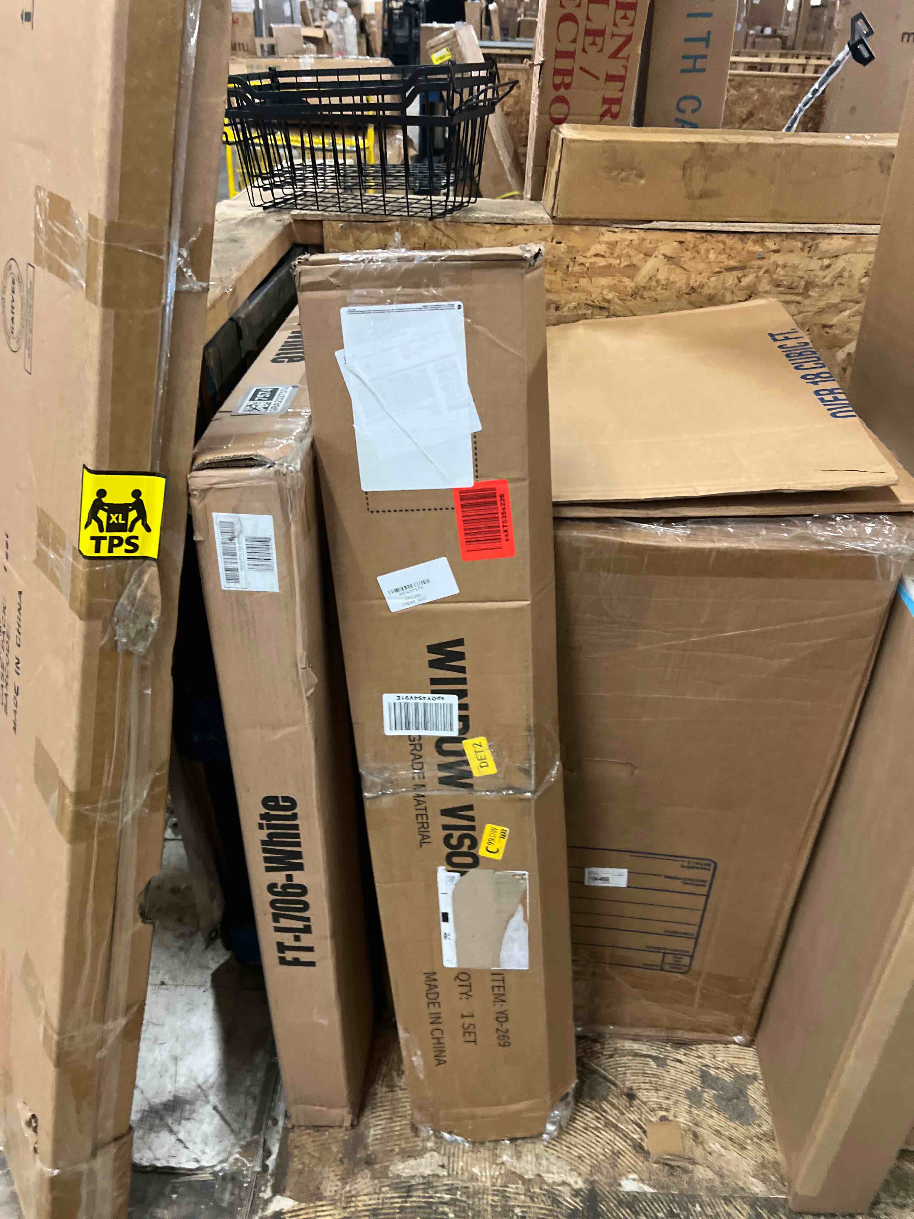 Condition photo showing New/Like New for Window Rain Guards for 2019-2025 Chevy Silverado/GMC Sierra 1500 Crew Cab, Out-Channel Window Vent Wind Visors Shades Deflectors for 20-25 Silverado/Sierra 2500HD 3500HD Full-Size Cab 2019-2025 Silverado/Sierra Crew Cab