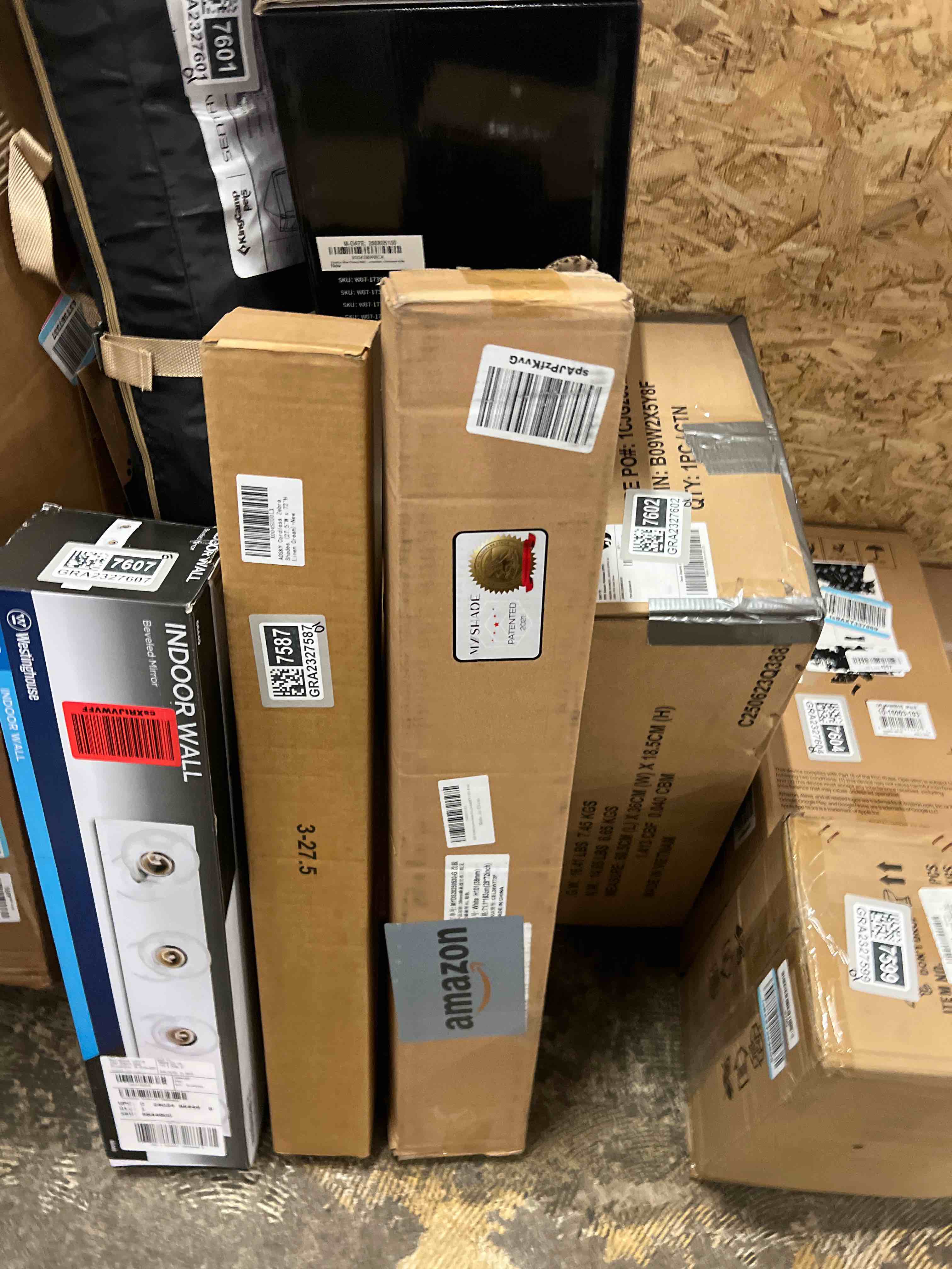 Condition photo showing New/Like New for MYshade Top Down Bottom Up Shades Light Filtering Shade Cordless Blinds for Indoor Windows Honeycomb Cellular Sheer Window Blinds & Shades Easy to Install 28" W X 72" H (White)