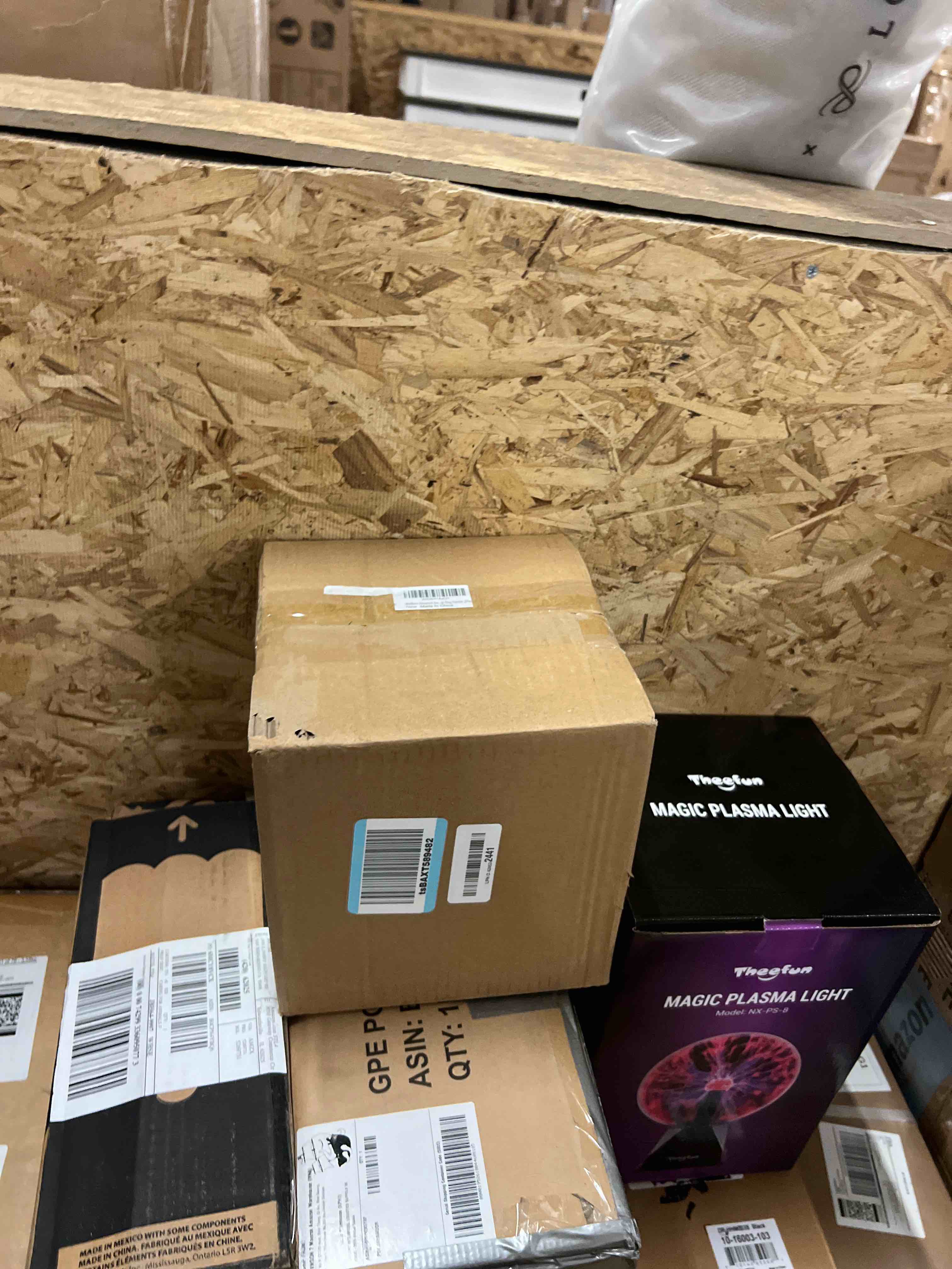 Condition photo showing New/Like New for Elevated Dog Bowls for Large & Medium Dogs - Stainless Steel 64oz/8 Cup Raised Feeder with Non-Slip Base, Dual Food & Water Bowls 2-Pack 8 Cups