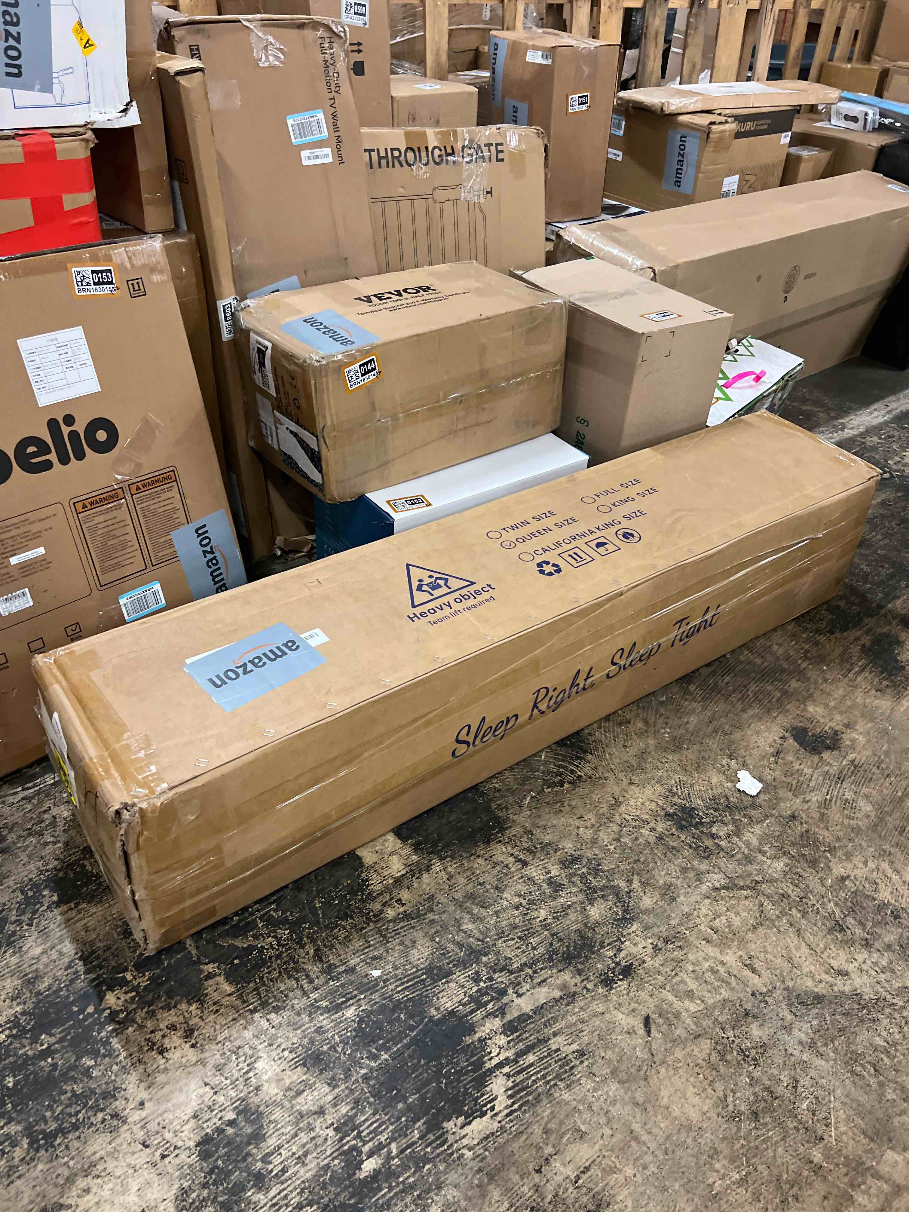 Condition photo showing New/Like New for Queen Mattress [New Version], 16 Inch Gel Memory Foam Hybrid Mattress Queen Size Bed in a Box, Pressure & Pain Relief, Medium, CertiPUR-US, Individual Pocket Spring, Edge Support