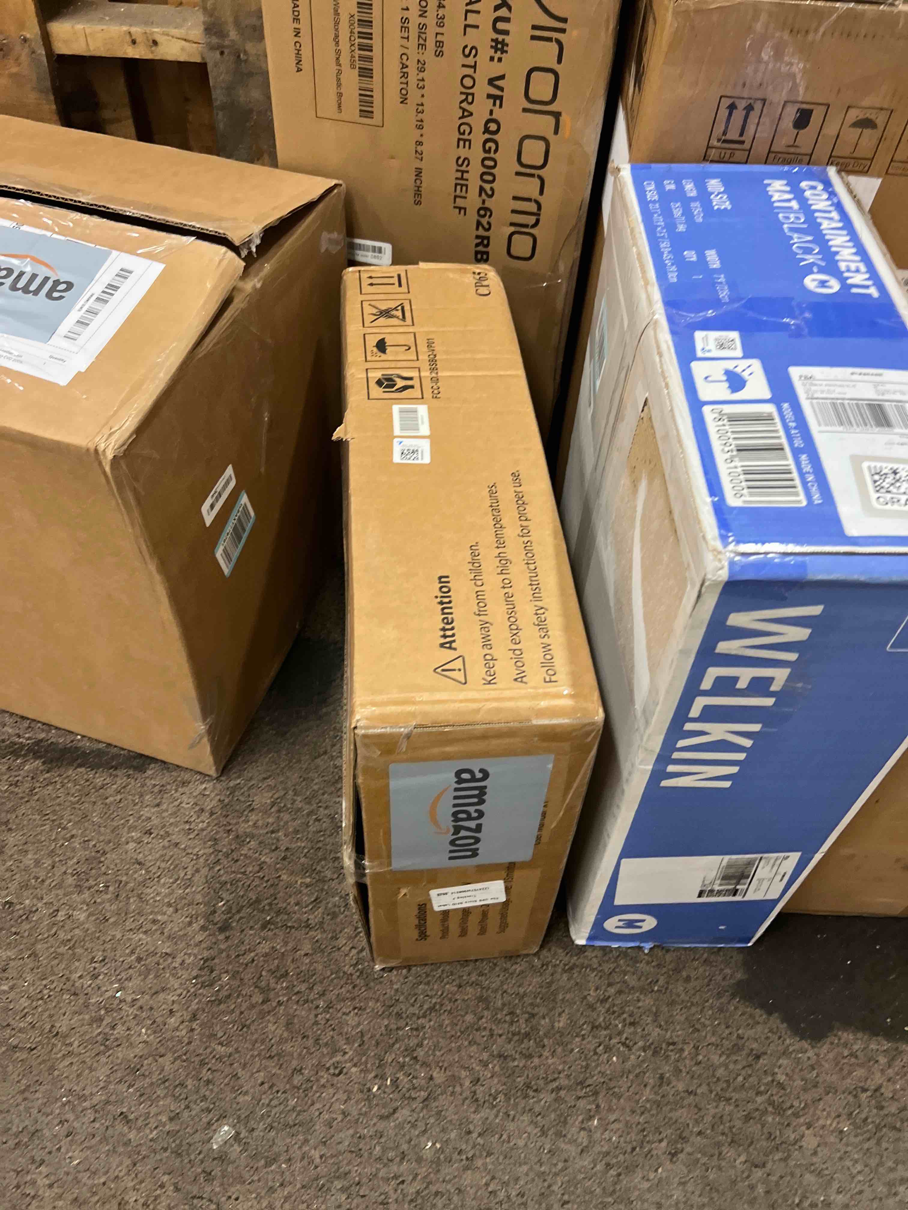 Condition photo showing New/Like New for Vibration Plate Exercise Machine for Weight Loss and Lymphatic Drainage - 330lbs Capacity Vibrating Platform for Home Gym Workout, Full Body Shaker Pilates Equipment with Loop Bands for Women and Men