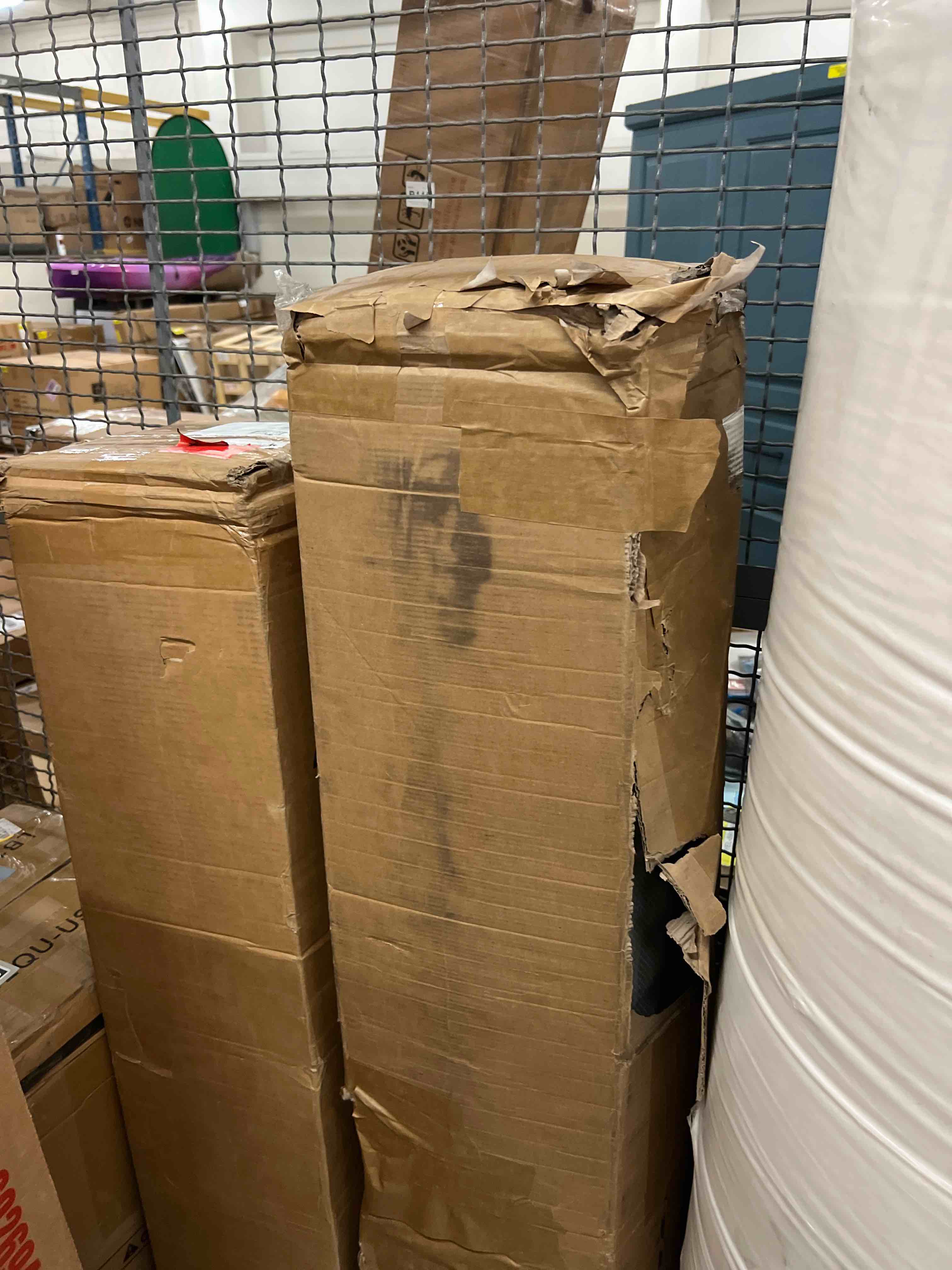 Condition photo showing New/Like New for TXO Queen Mattress 12 Inch, Medium Feel Hybrid Mattress, Cool & Dry Anti-Static Cotton Knit, Easy to Clean, Wave Memory Foam and Enhanced Pocketed Springs for Pressure Relief and Back Pain Relief
