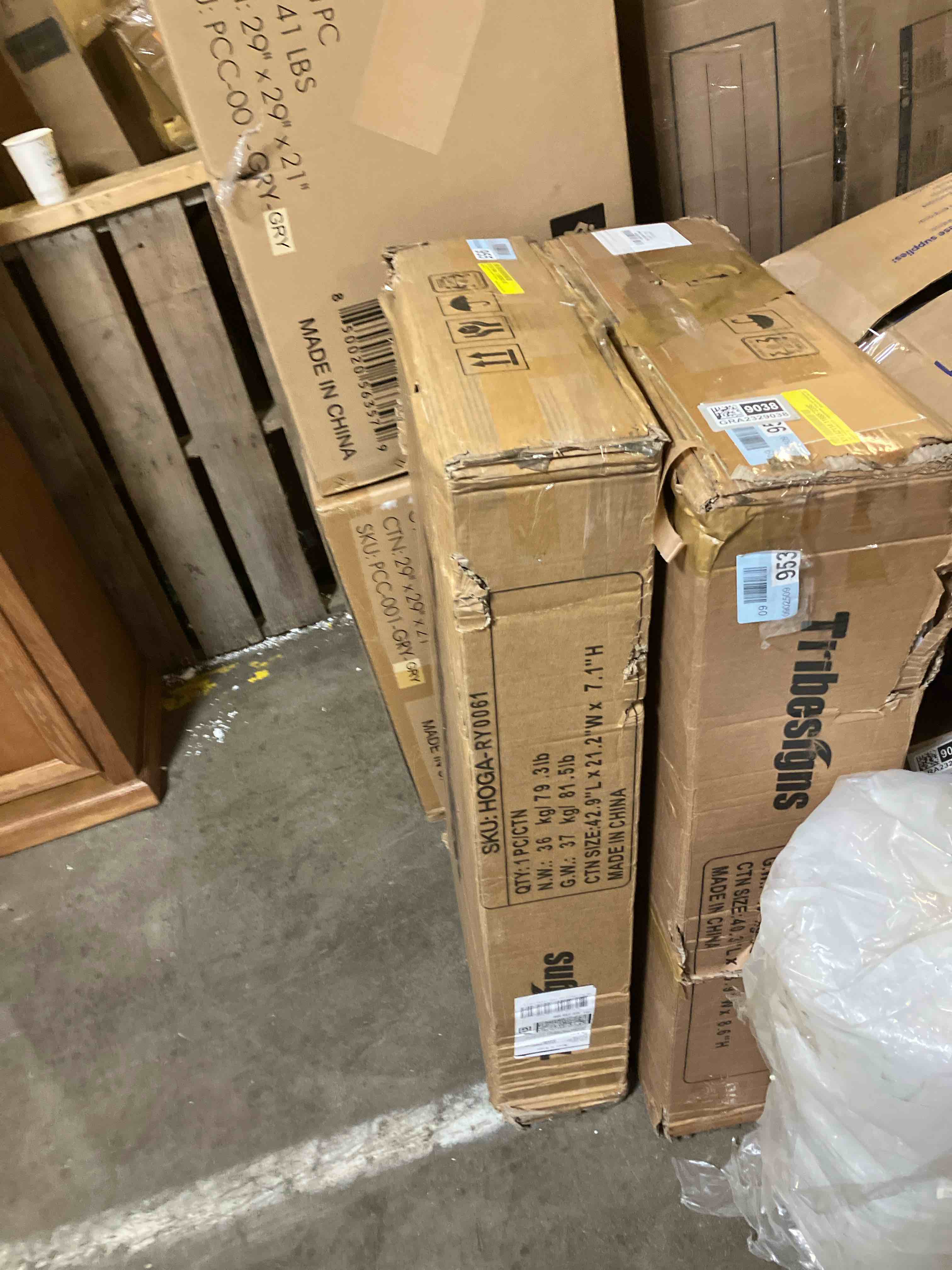 https://s3.amazonaws.com/lotting-images-prod/phillipi/GRA2329034_1752092701761.jpeg