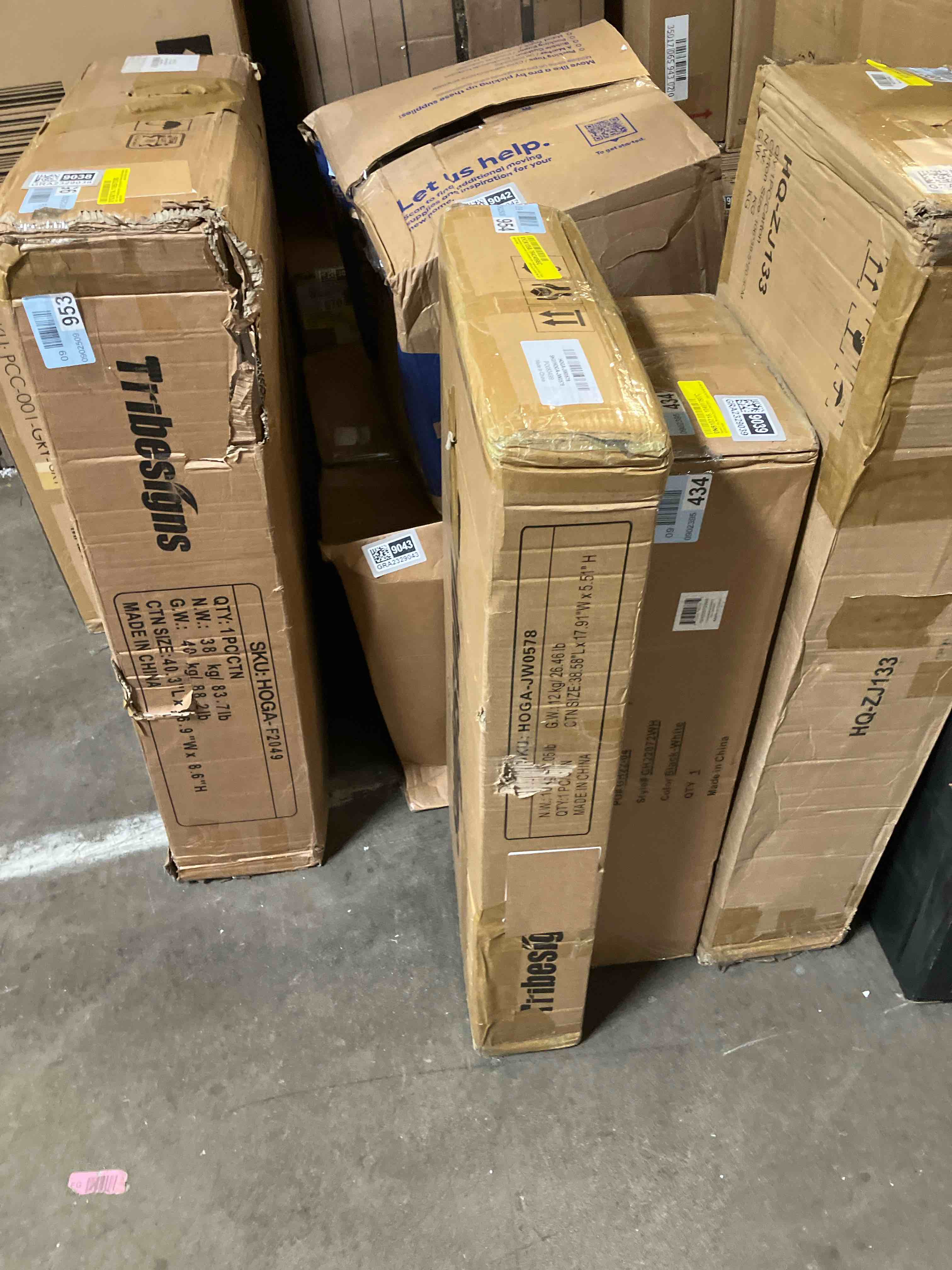 https://s3.amazonaws.com/lotting-images-prod/phillipi/GRA2329037_1752092227865.jpeg