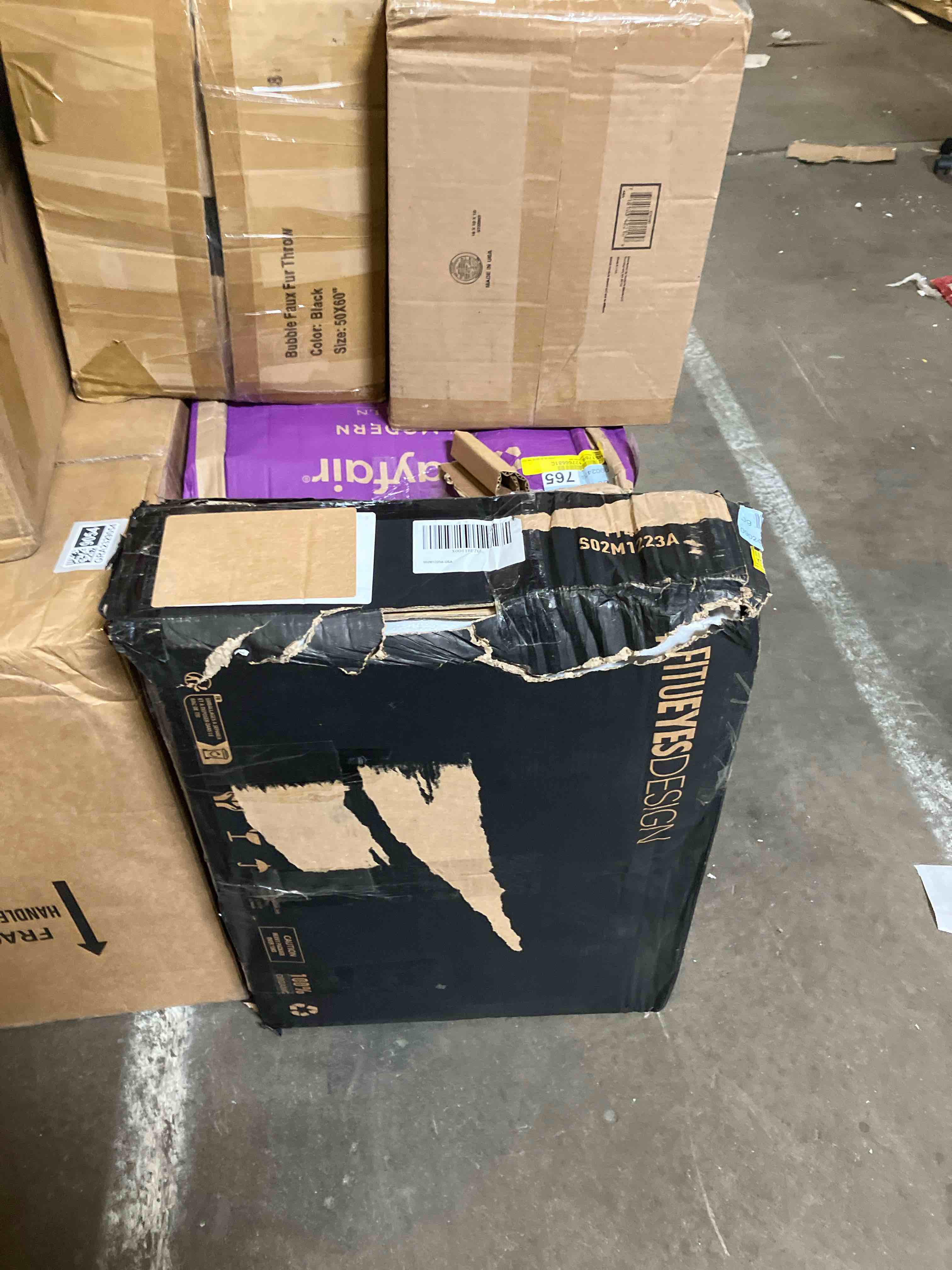 https://s3.amazonaws.com/lotting-images-prod/phillipi/GRA2329045_1752089833486.jpeg