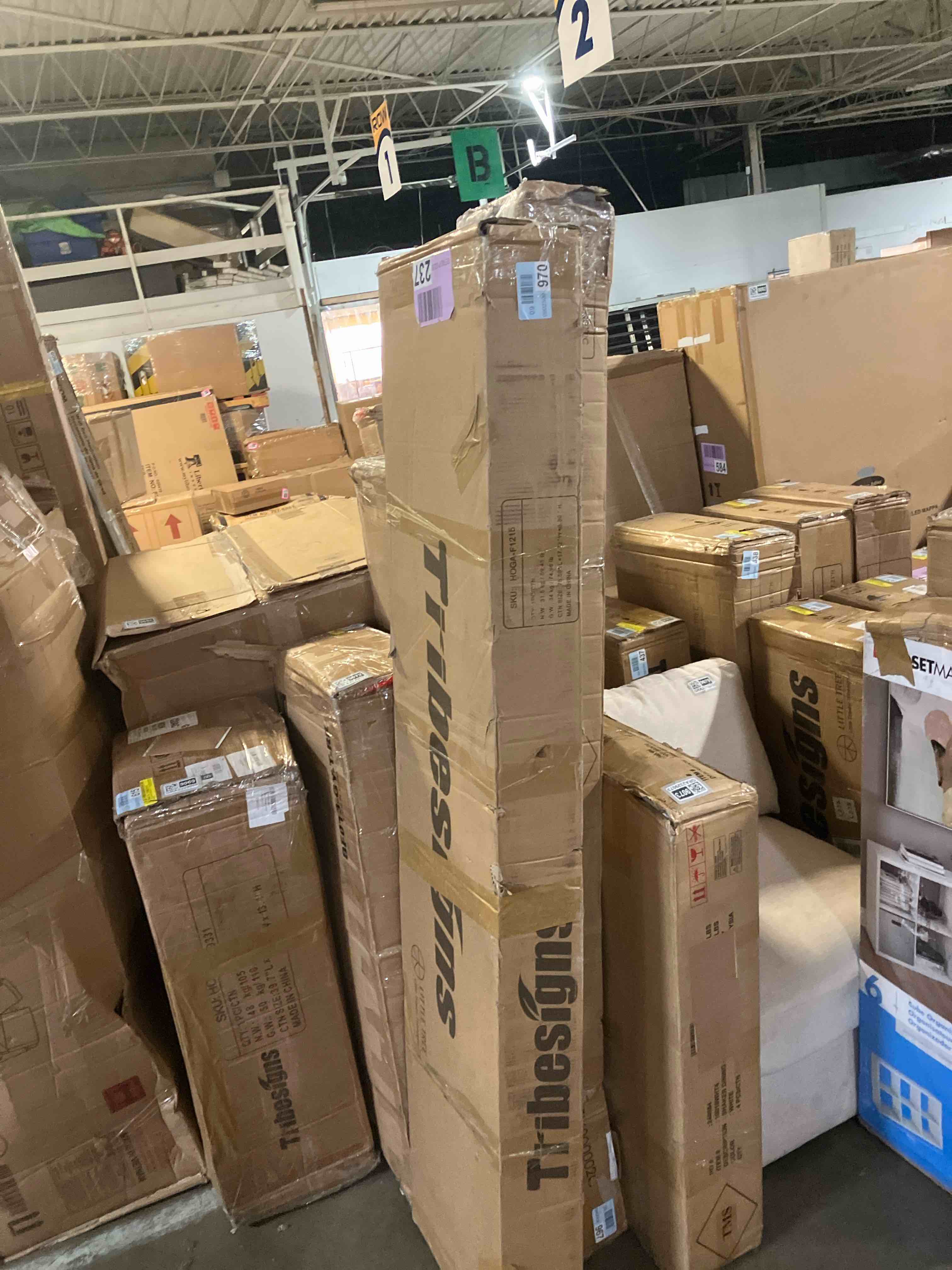 https://s3.amazonaws.com/lotting-images-prod/phillipi/GRA2329068_1752084181024.jpeg