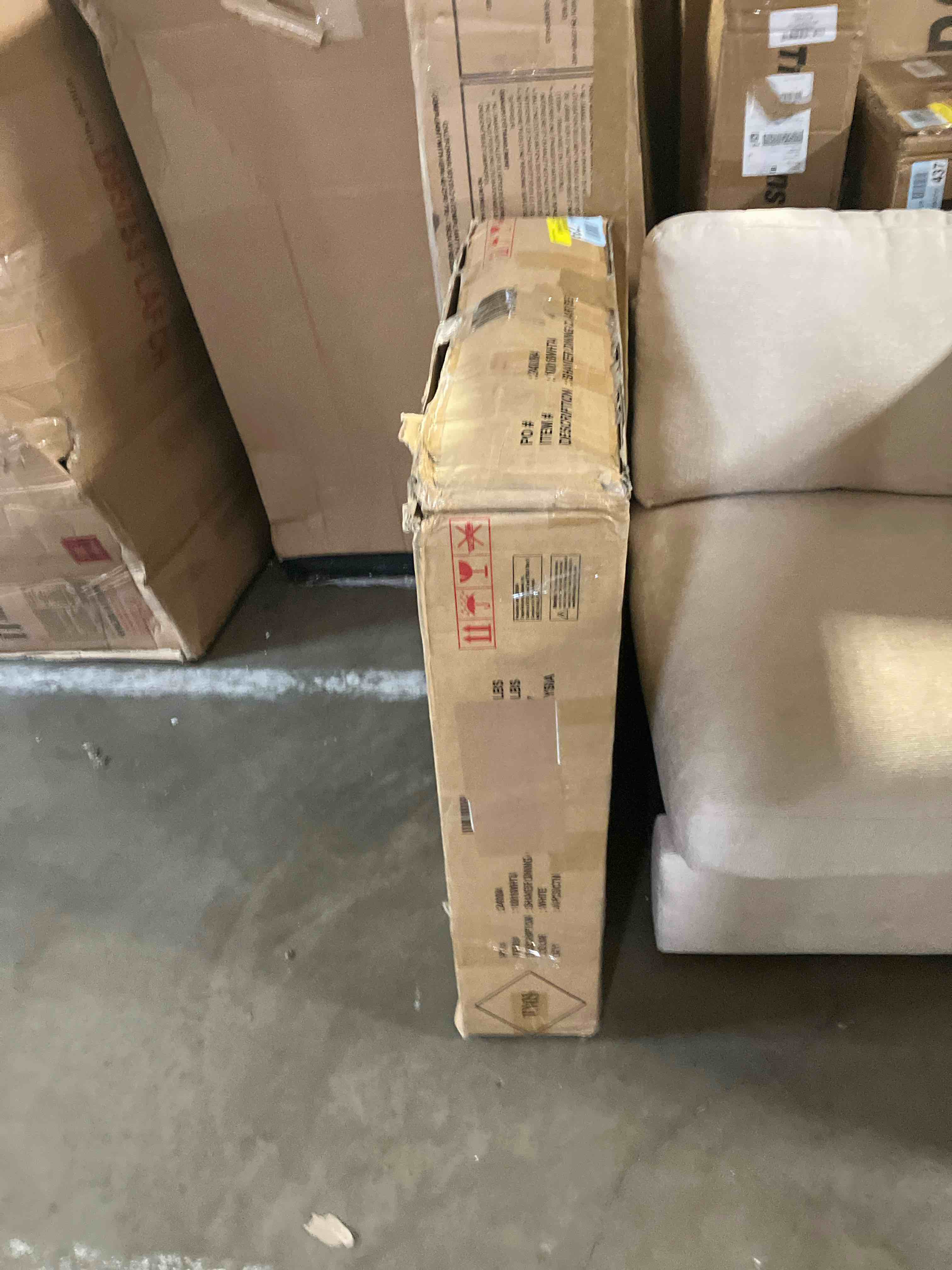 https://s3.amazonaws.com/lotting-images-prod/phillipi/GRA2329073_1752083020352.jpeg