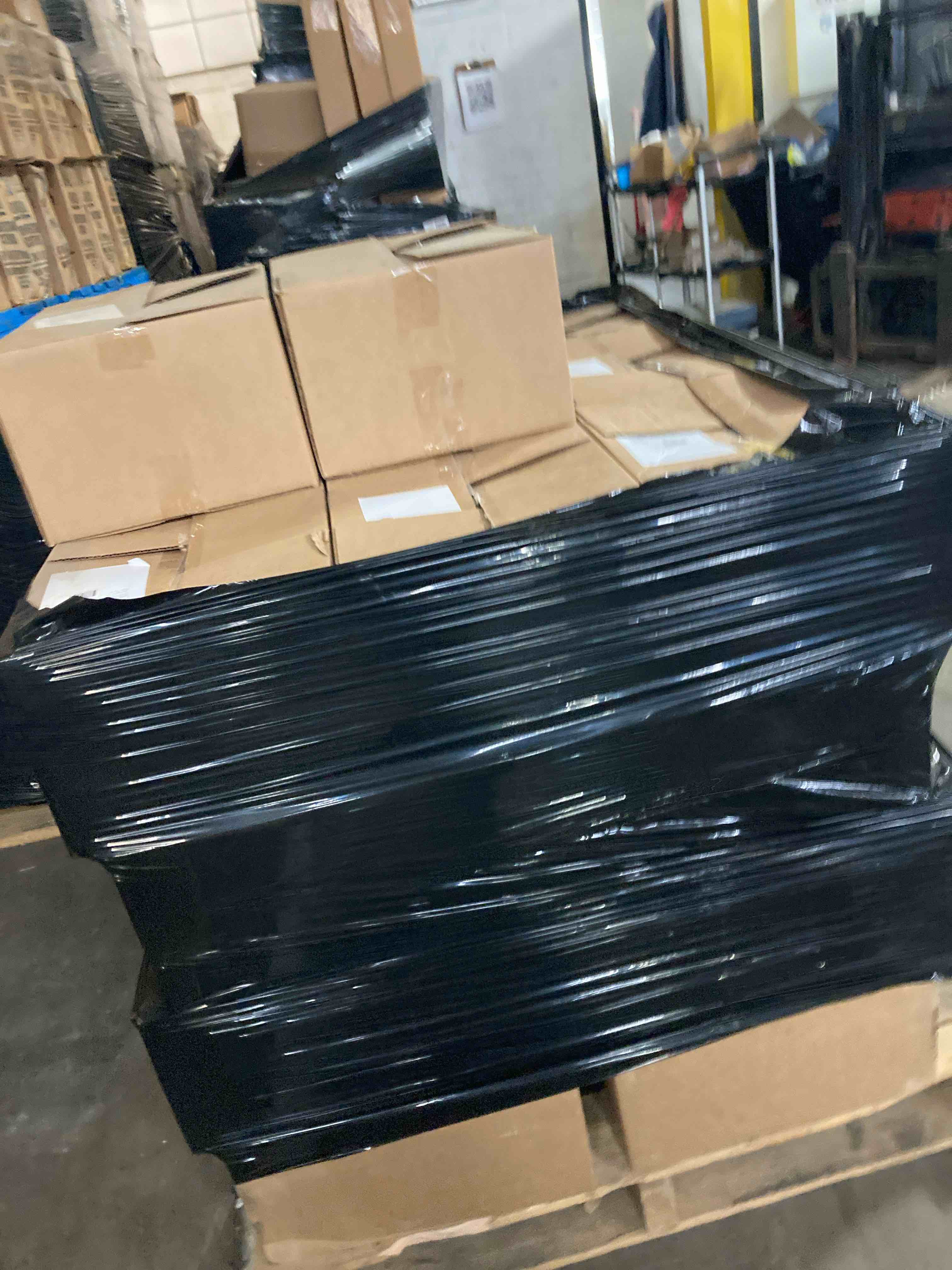 Wholesale Bulk Pallets !!! EVERY PIECE OF ITEM IS BRAND NEW IN ORIGINALLY PACKAGING!!!! 30+ Items on each pallet!!! Home goods, Toys, Medical Supply, Massagers & So Much More!!! 