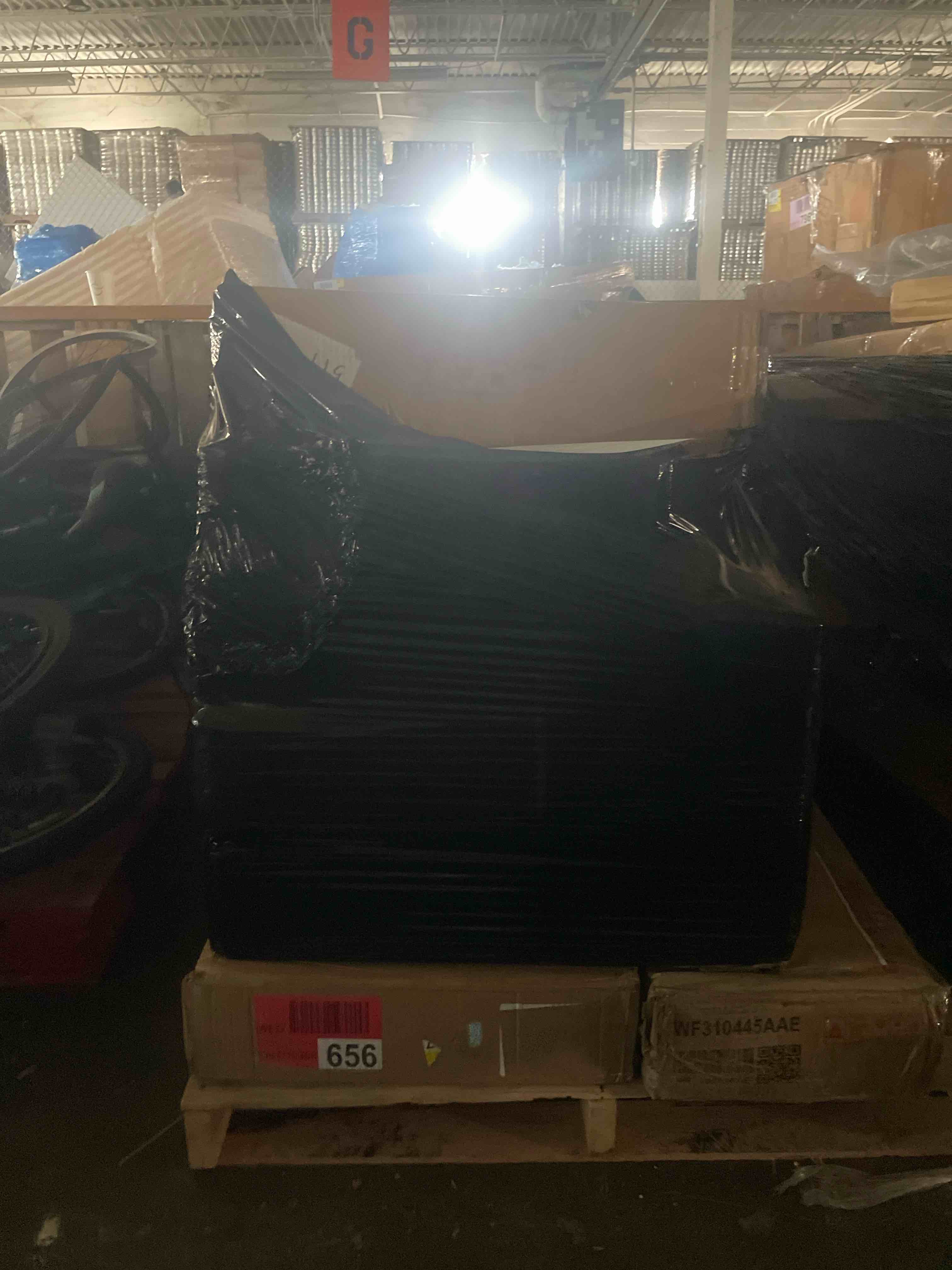 https://s3.amazonaws.com/lotting-images-prod/phillipi/GRA2329350_1752529292106.jpeg