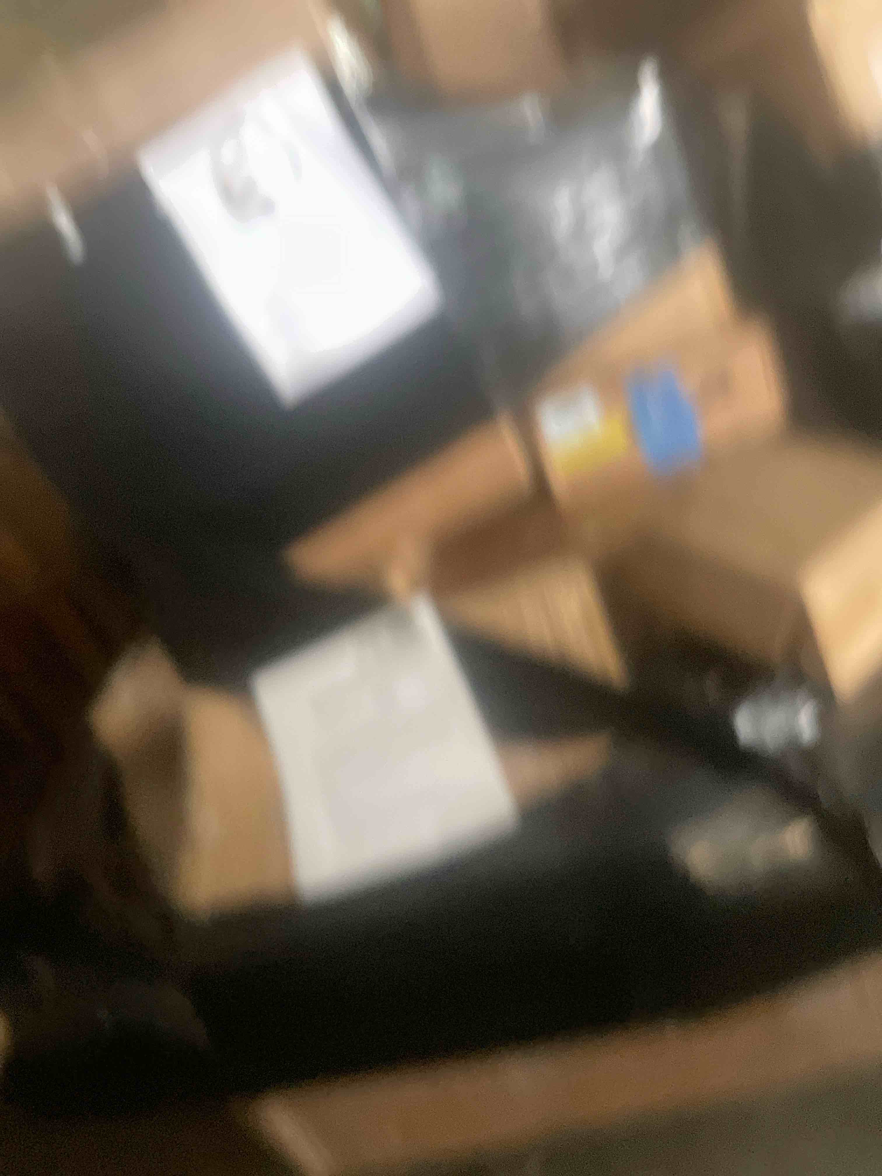 https://s3.amazonaws.com/lotting-images-prod/phillipi/GRA2329358_1752528848322.jpeg