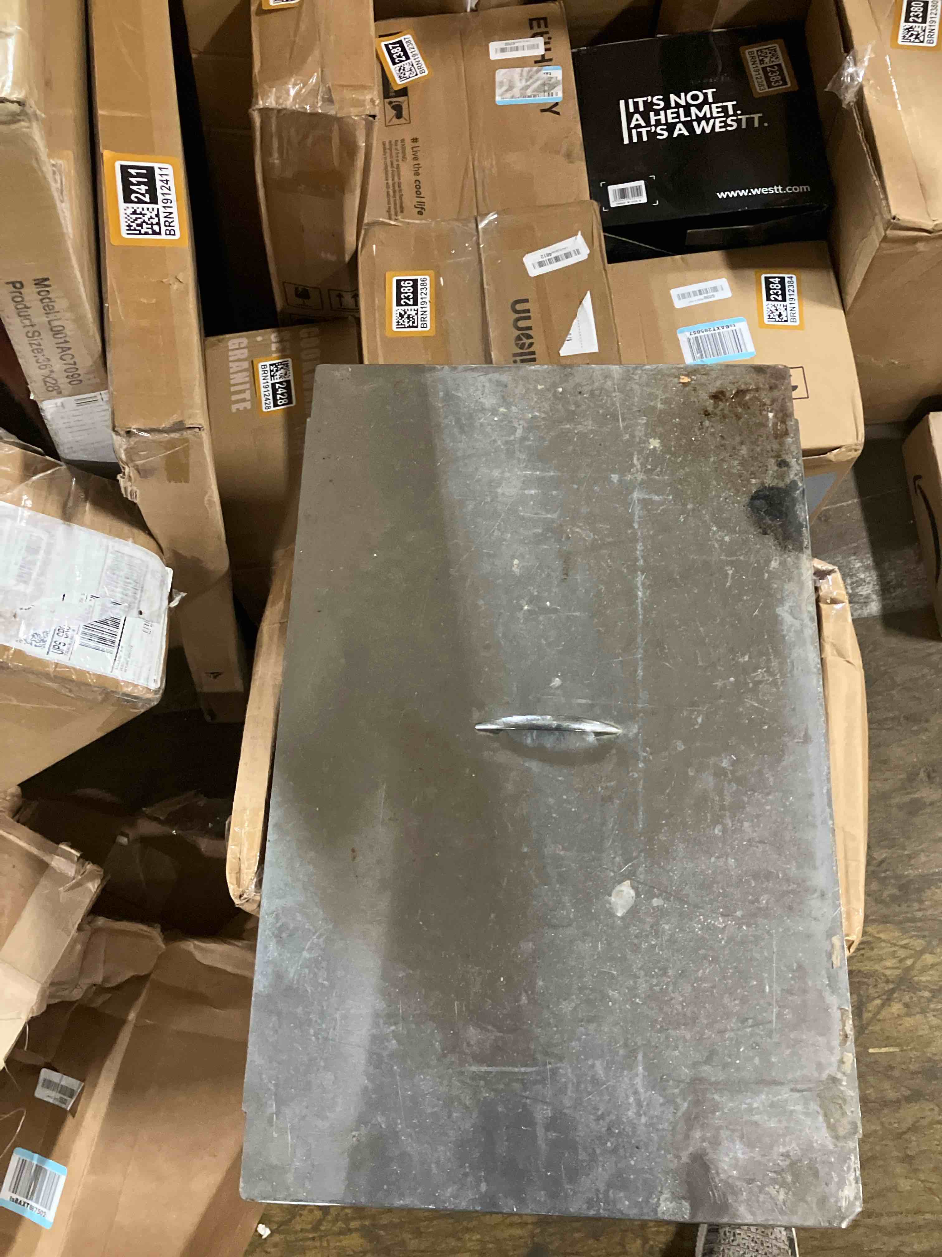 https://s3.amazonaws.com/lotting-images-prod/phillipi/GRA2329535_1752763573456.jpeg