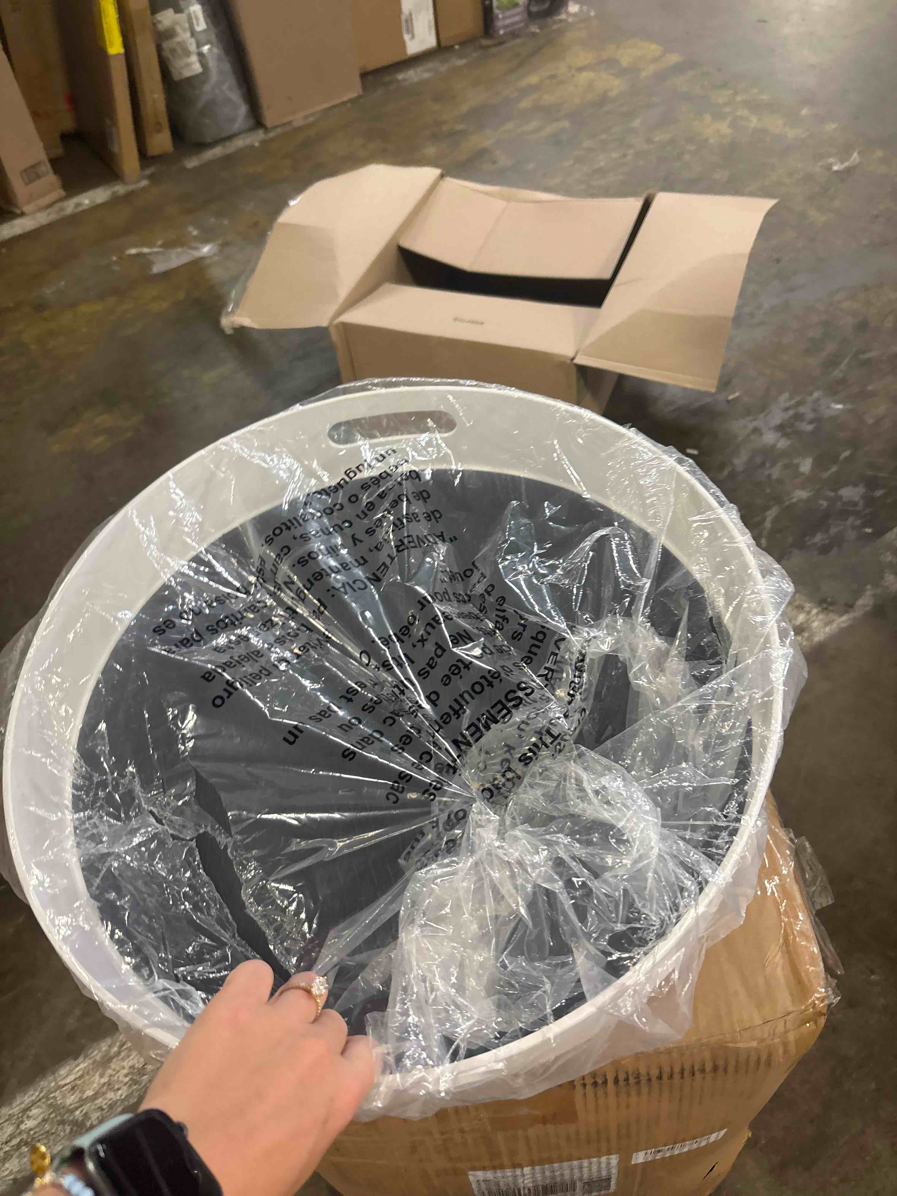 https://s3.amazonaws.com/lotting-images-prod/phillipi/GRA2329816_1753381615579.jpeg