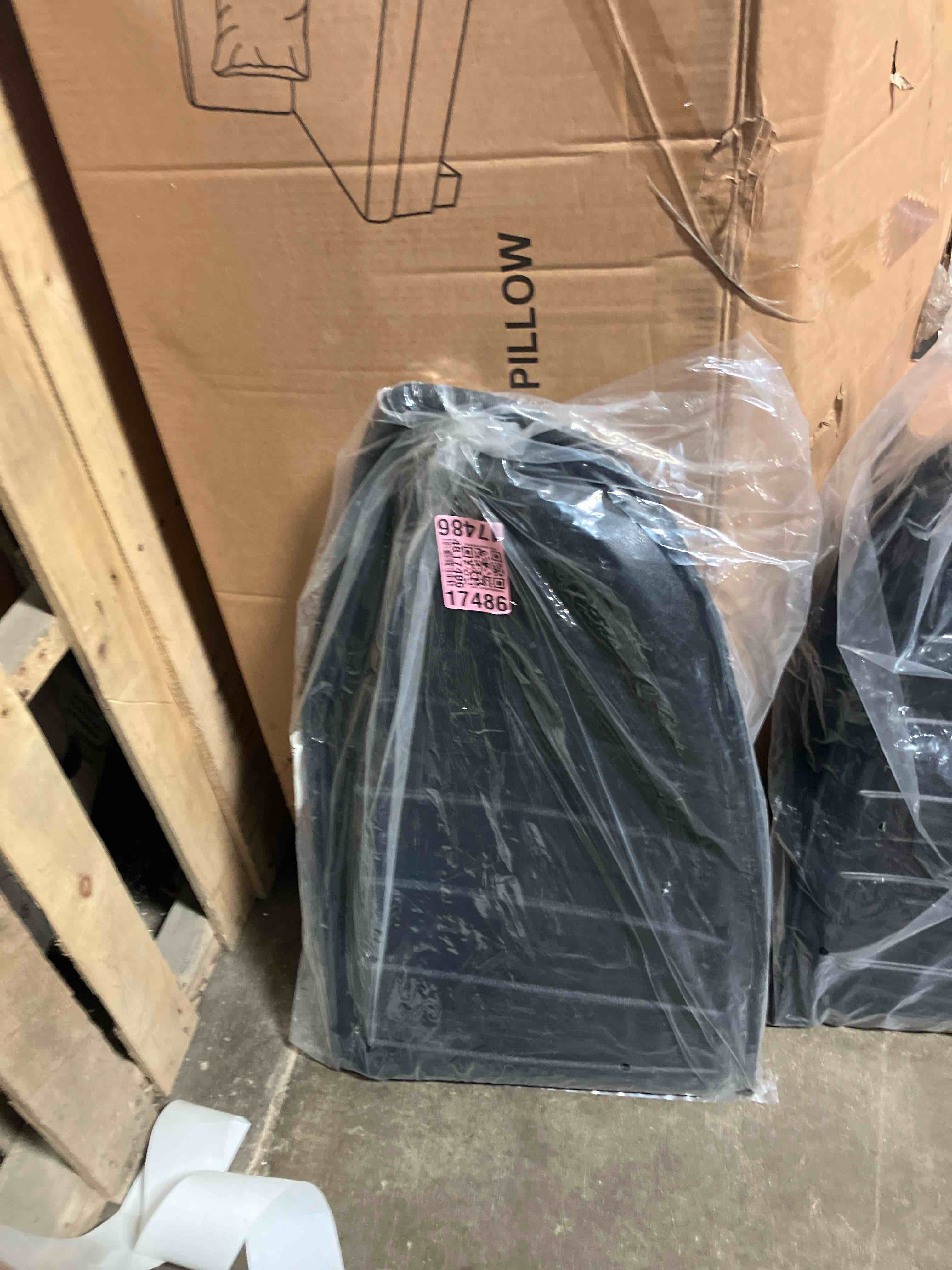 https://s3.amazonaws.com/lotting-images-prod/phillipi/GRA2329895_1753392426555.jpeg