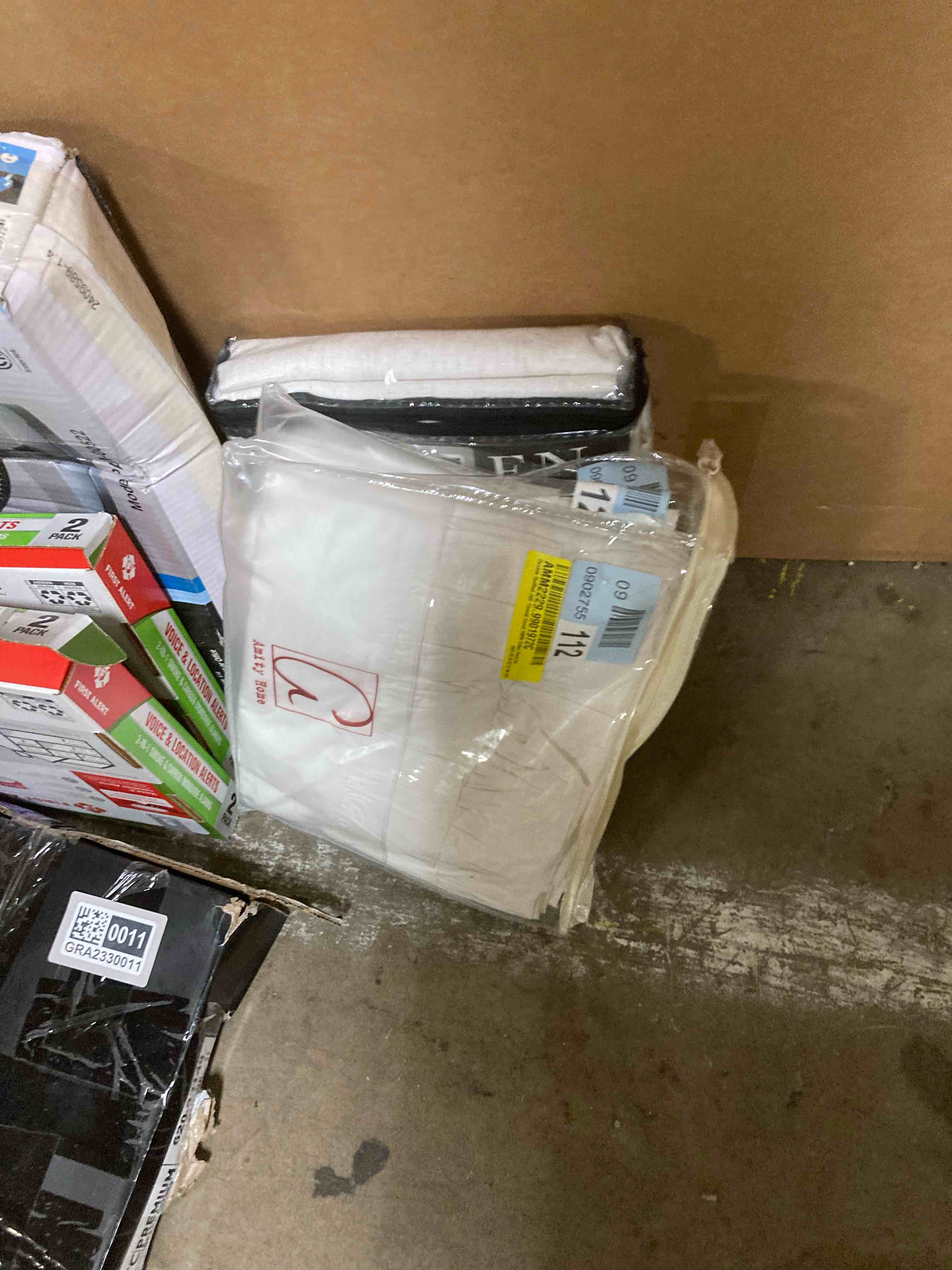 https://s3.amazonaws.com/lotting-images-prod/phillipi/GRA2330013_1753460113676.jpeg