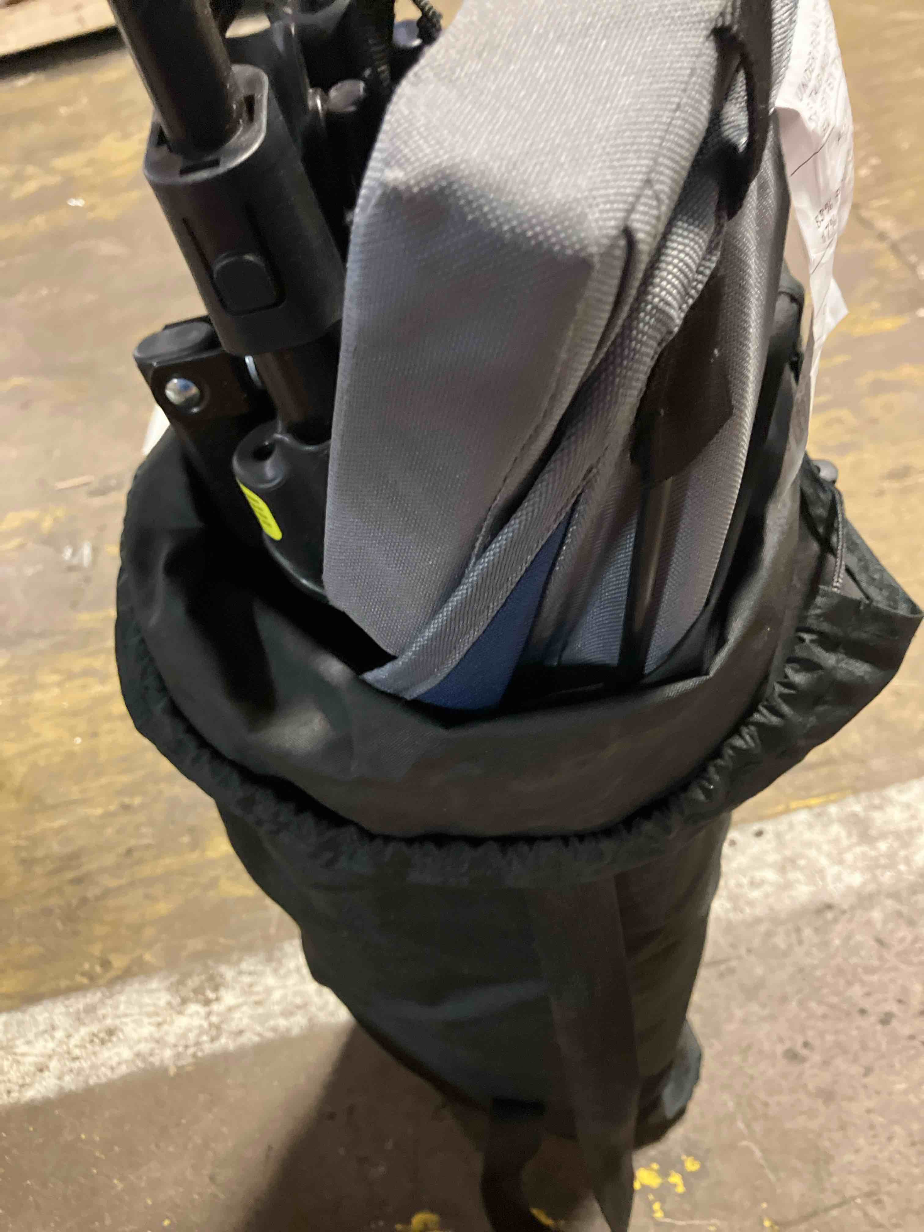 https://s3.amazonaws.com/lotting-images-prod/phillipi/GRA2330086_1753965644646.jpeg