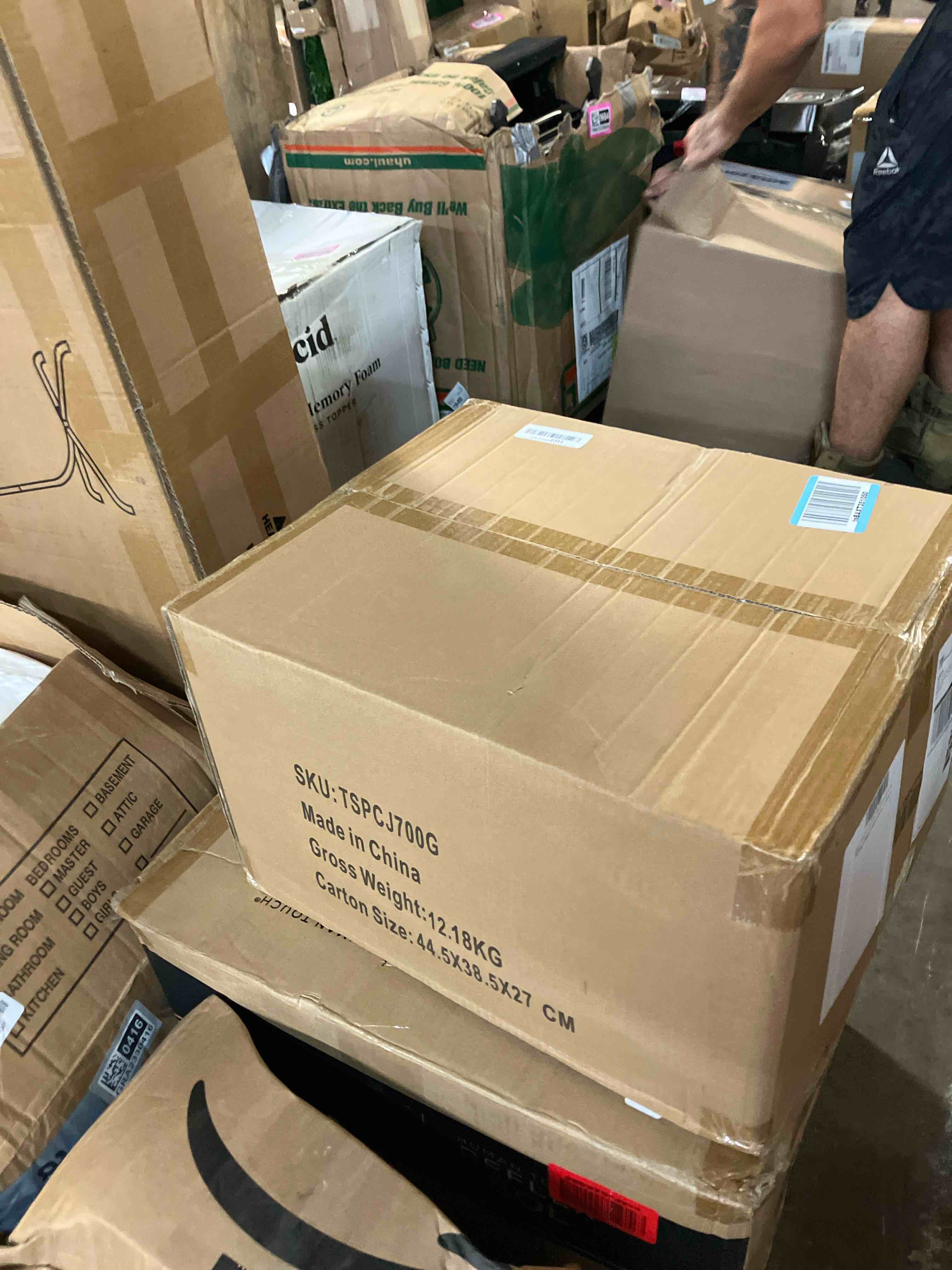 https://s3.amazonaws.com/lotting-images-prod/phillipi/GRA2330411_1754075116706.jpeg