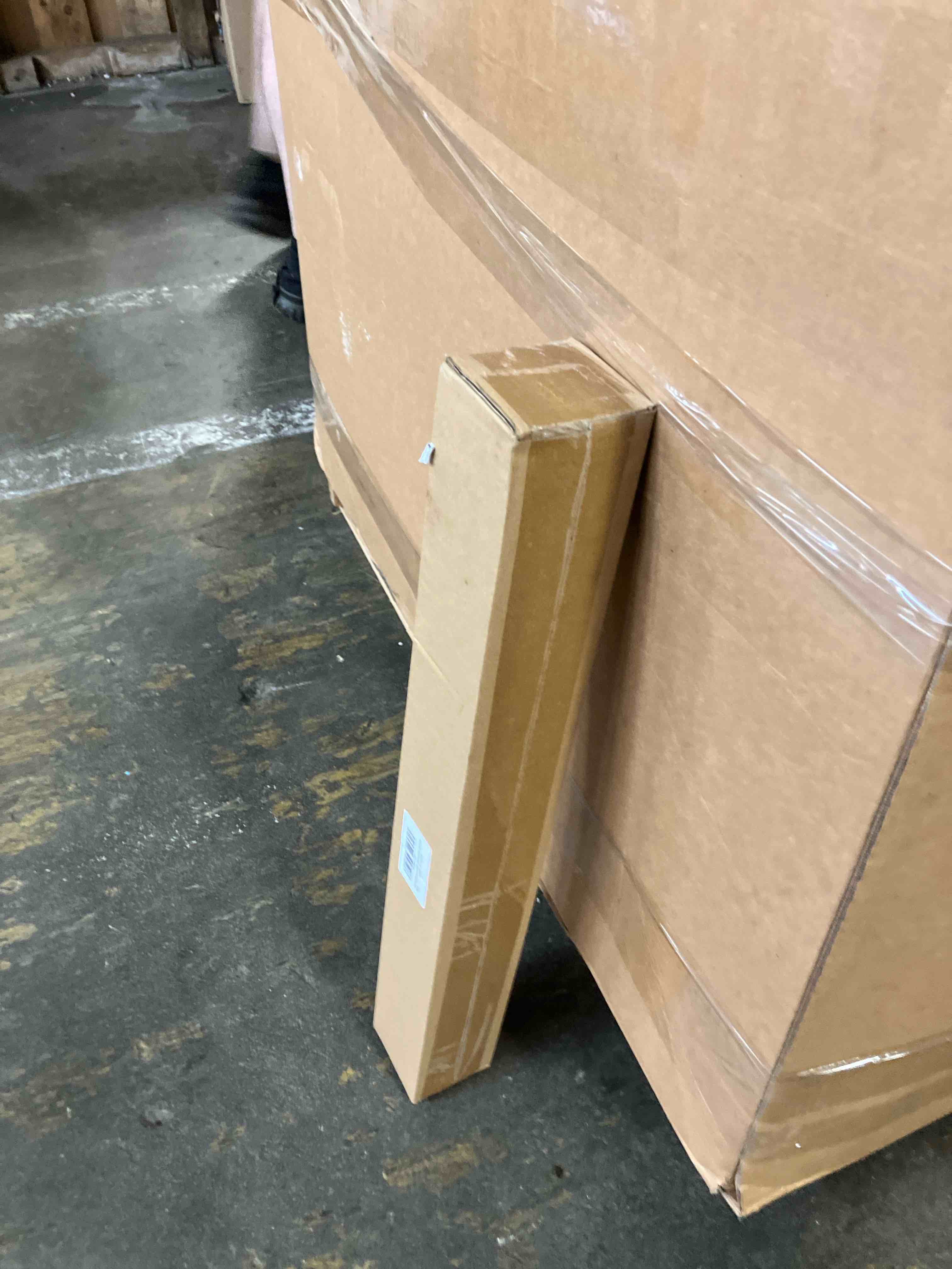 https://s3.amazonaws.com/lotting-images-prod/phillipi/GRA2330420_1754072519281.jpeg