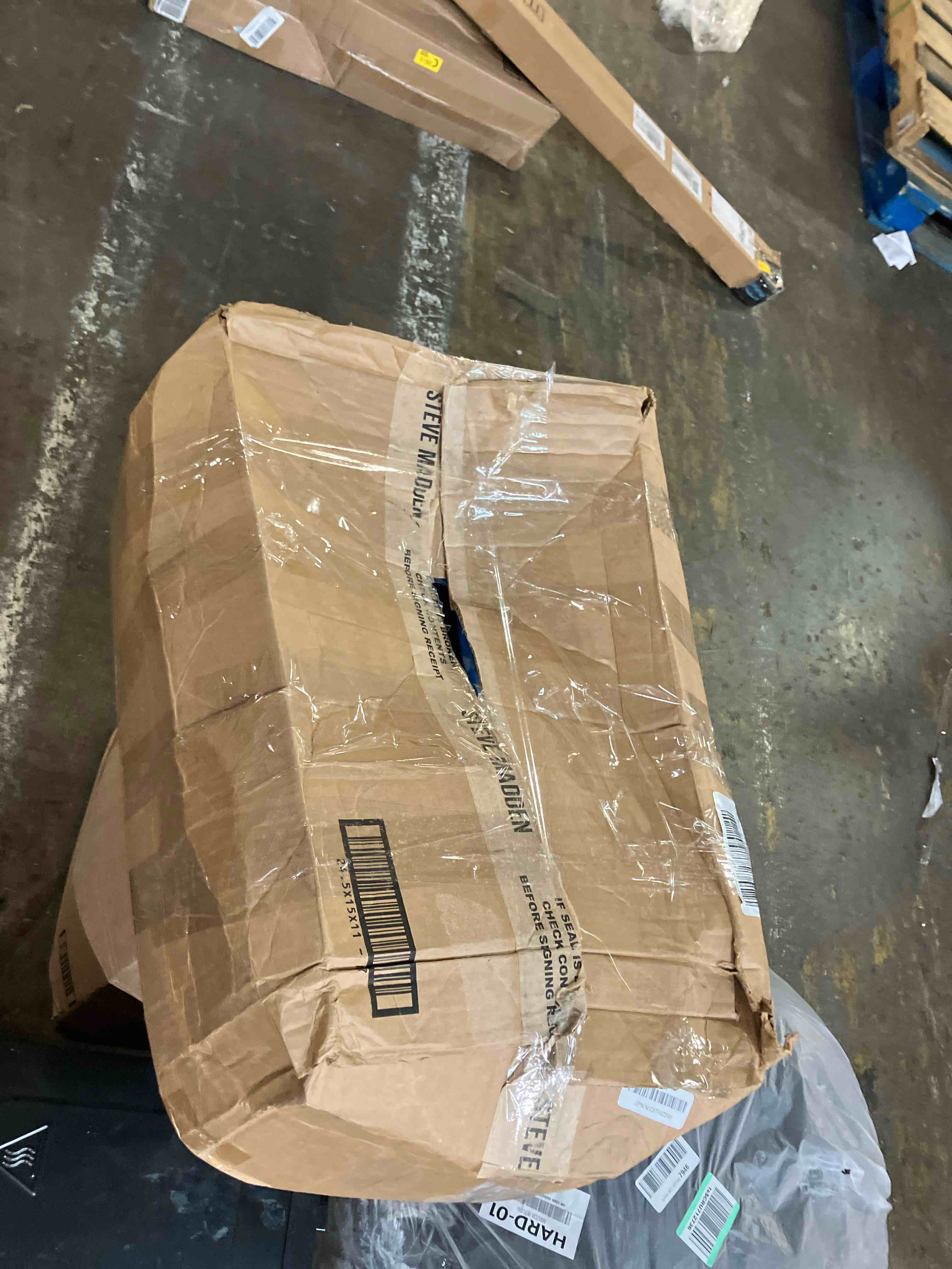 https://s3.amazonaws.com/lotting-images-prod/phillipi/GRA2330456_1754061991202.jpeg
