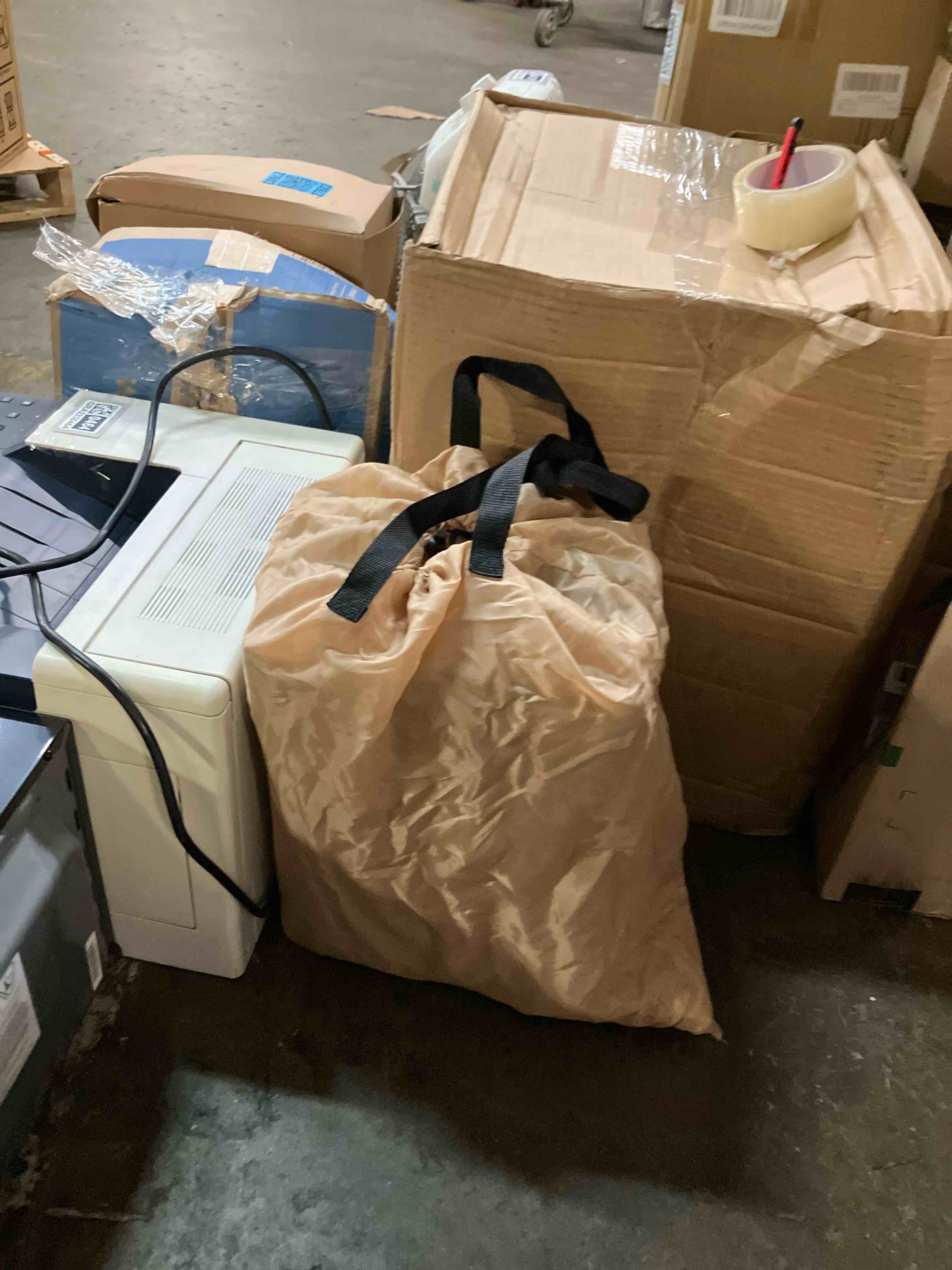 https://s3.amazonaws.com/lotting-images-prod/phillipi/GRA2330459_1754059237094.jpeg
