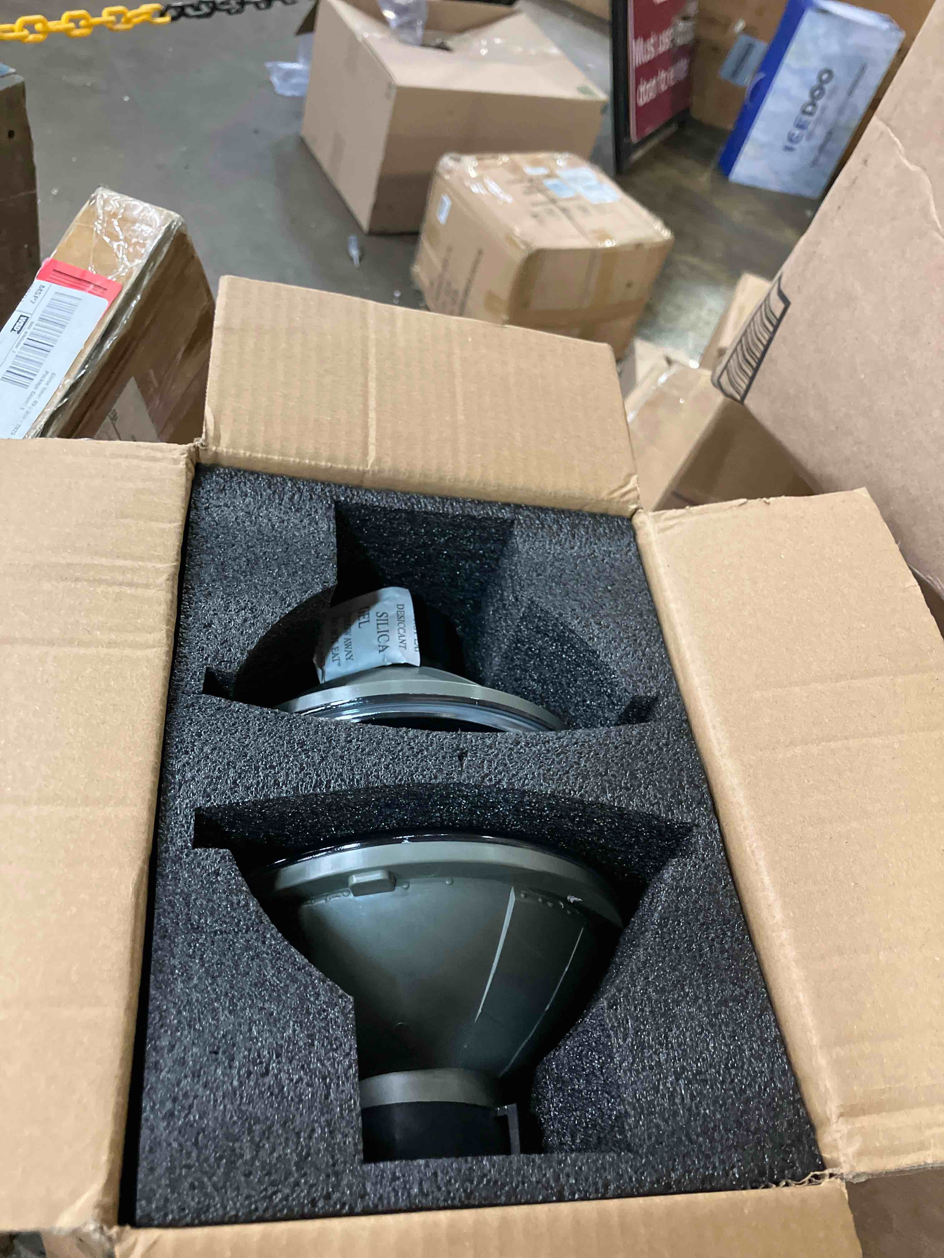 https://s3.amazonaws.com/lotting-images-prod/phillipi/GRA2330478_1754051471304.jpeg