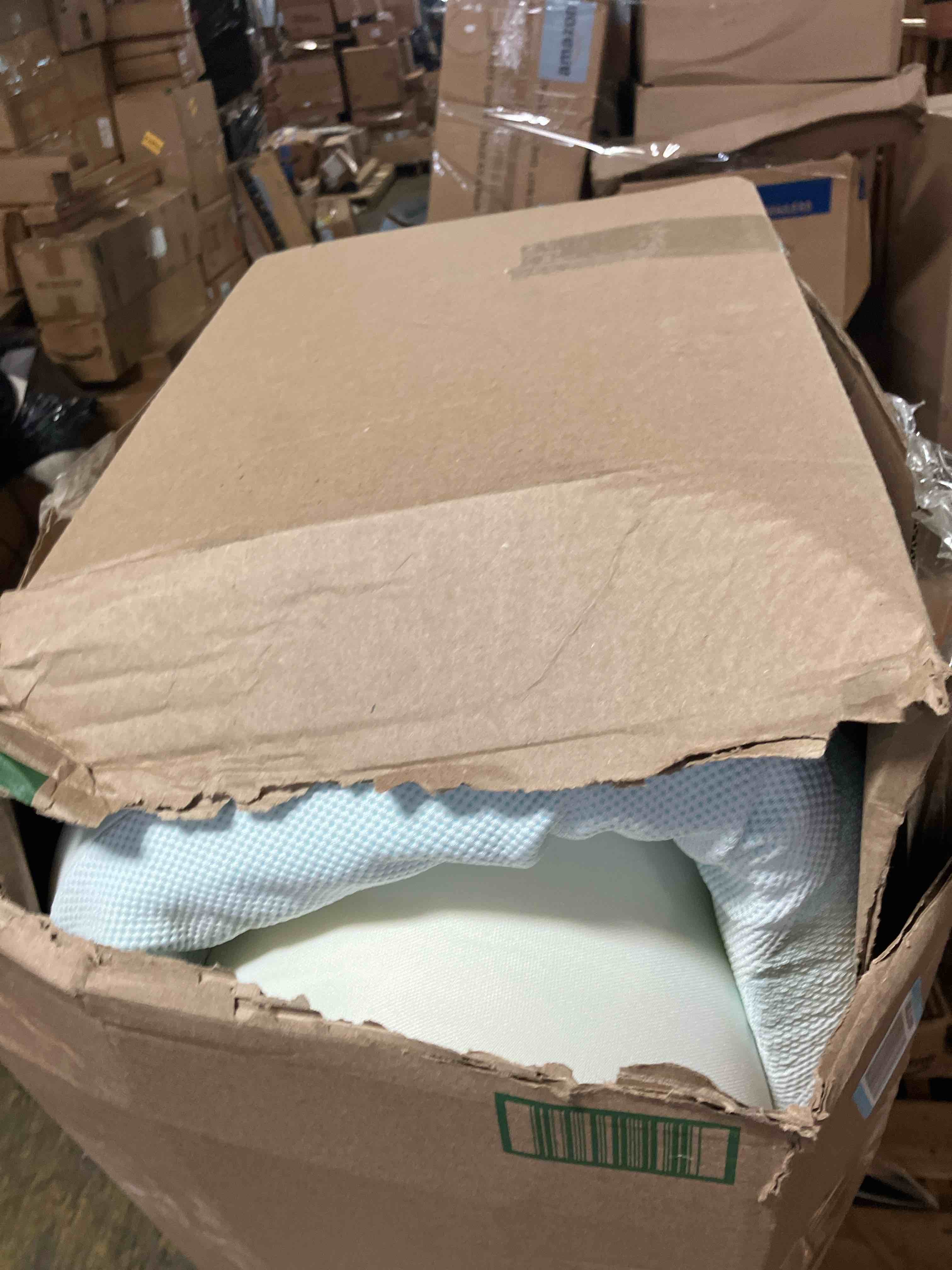 https://s3.amazonaws.com/lotting-images-prod/phillipi/GRA2330499_1754056848528.jpeg