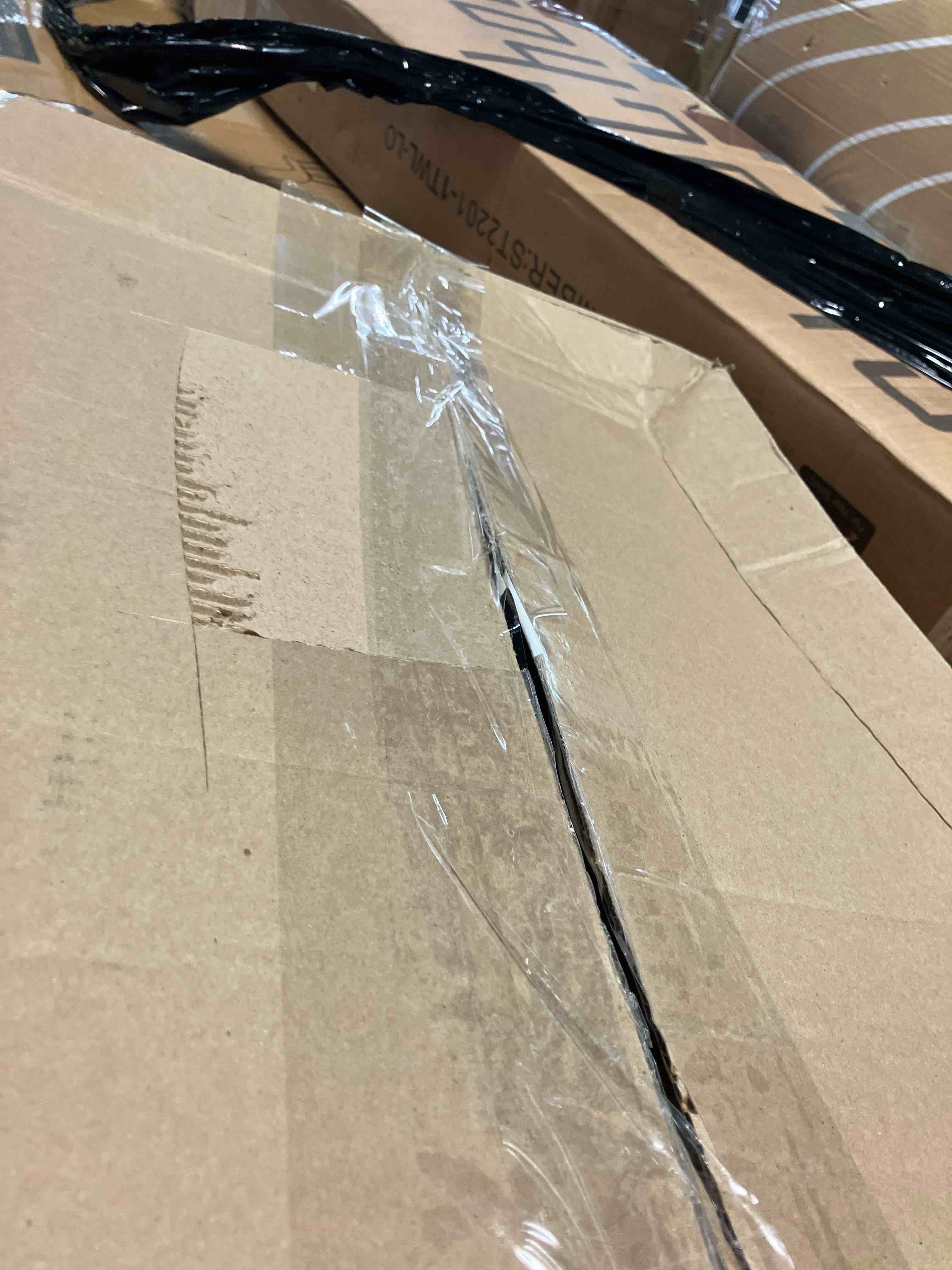 https://s3.amazonaws.com/lotting-images-prod/phillipi/GRA2330514_1754058579457.jpeg