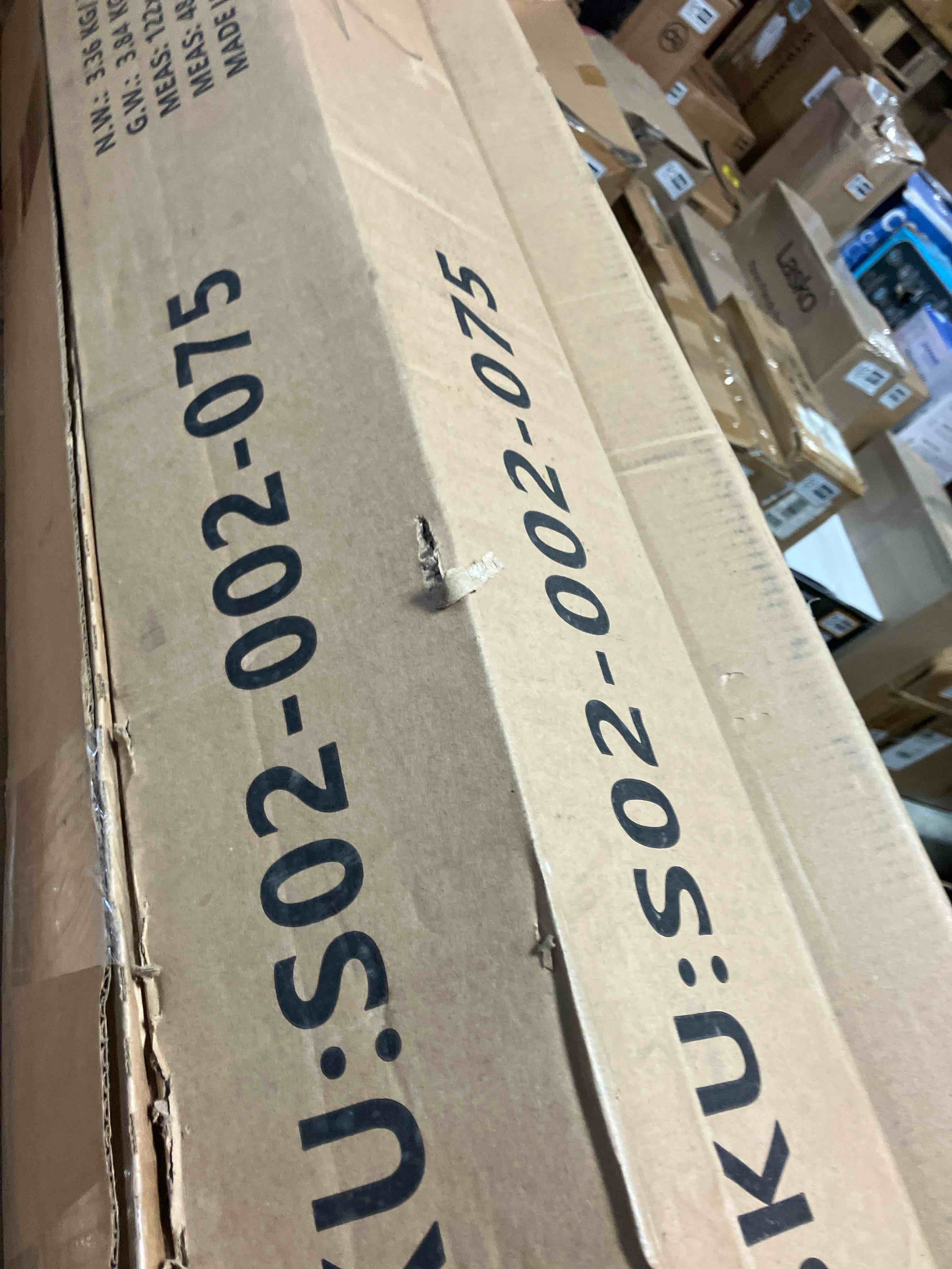 https://s3.amazonaws.com/lotting-images-prod/phillipi/GRA2330528_1754060292961.jpeg