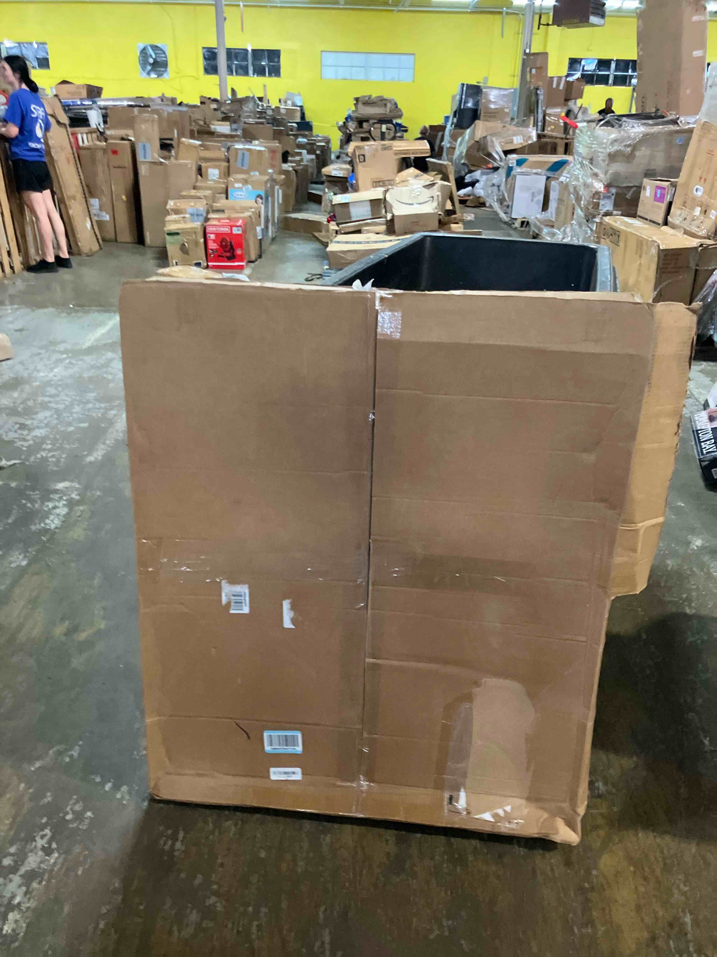 https://s3.amazonaws.com/lotting-images-prod/phillipi/GRA2330734_1754427702184.jpeg
