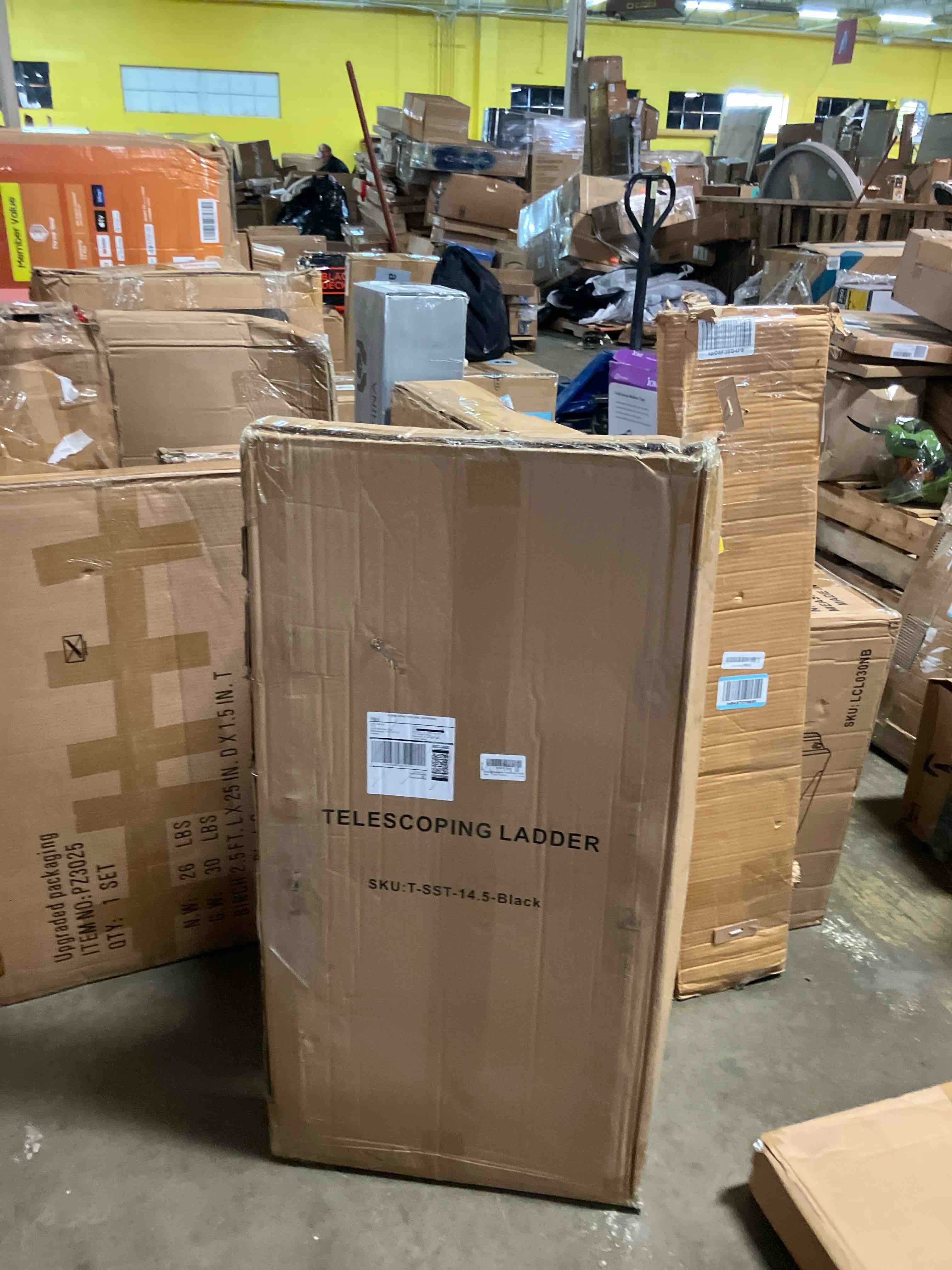 https://s3.amazonaws.com/lotting-images-prod/phillipi/GRA2330761_1754487652399.jpeg