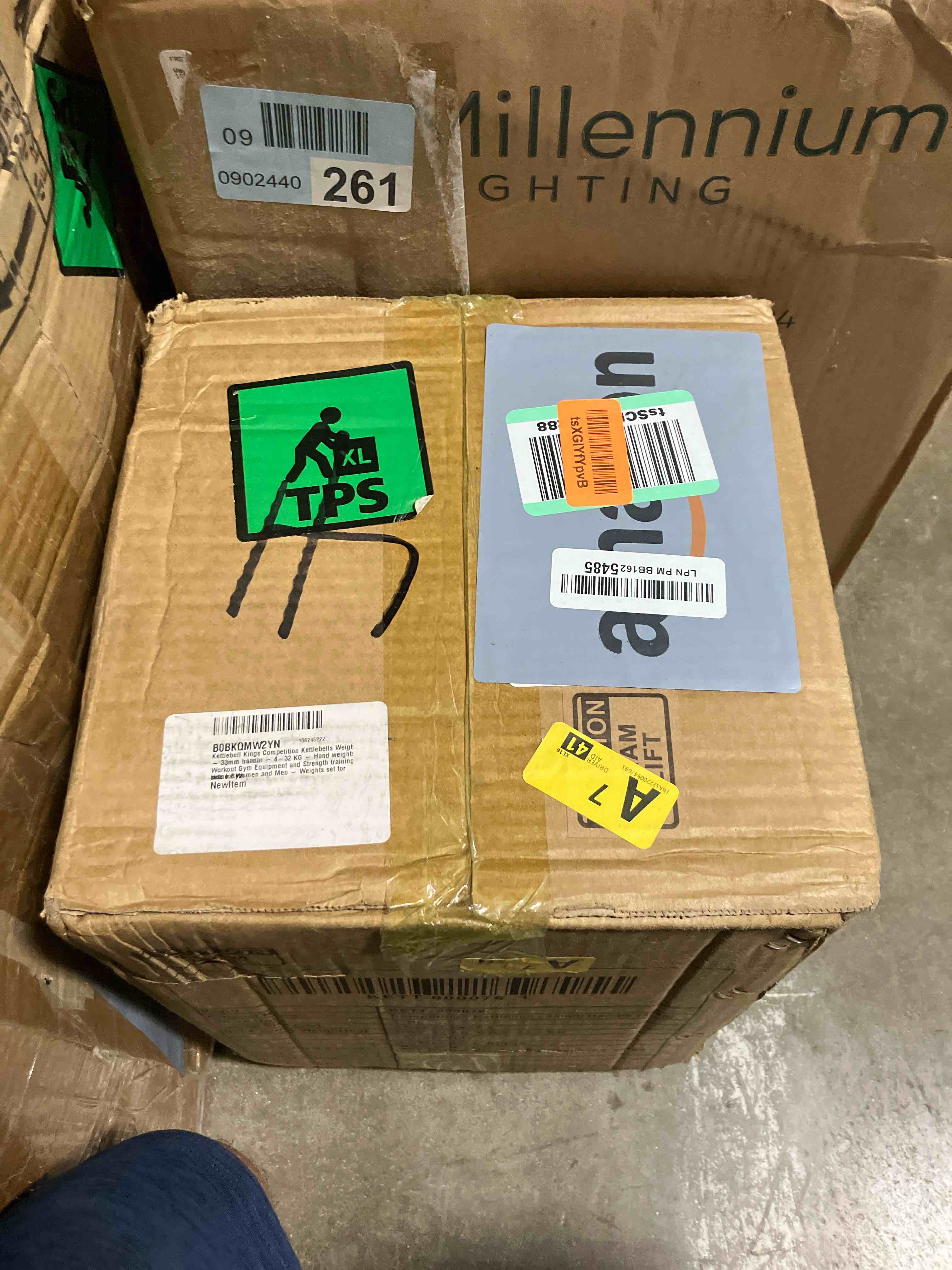 https://s3.amazonaws.com/lotting-images-prod/phillipi/GRA2330773_1754492924642.jpeg
