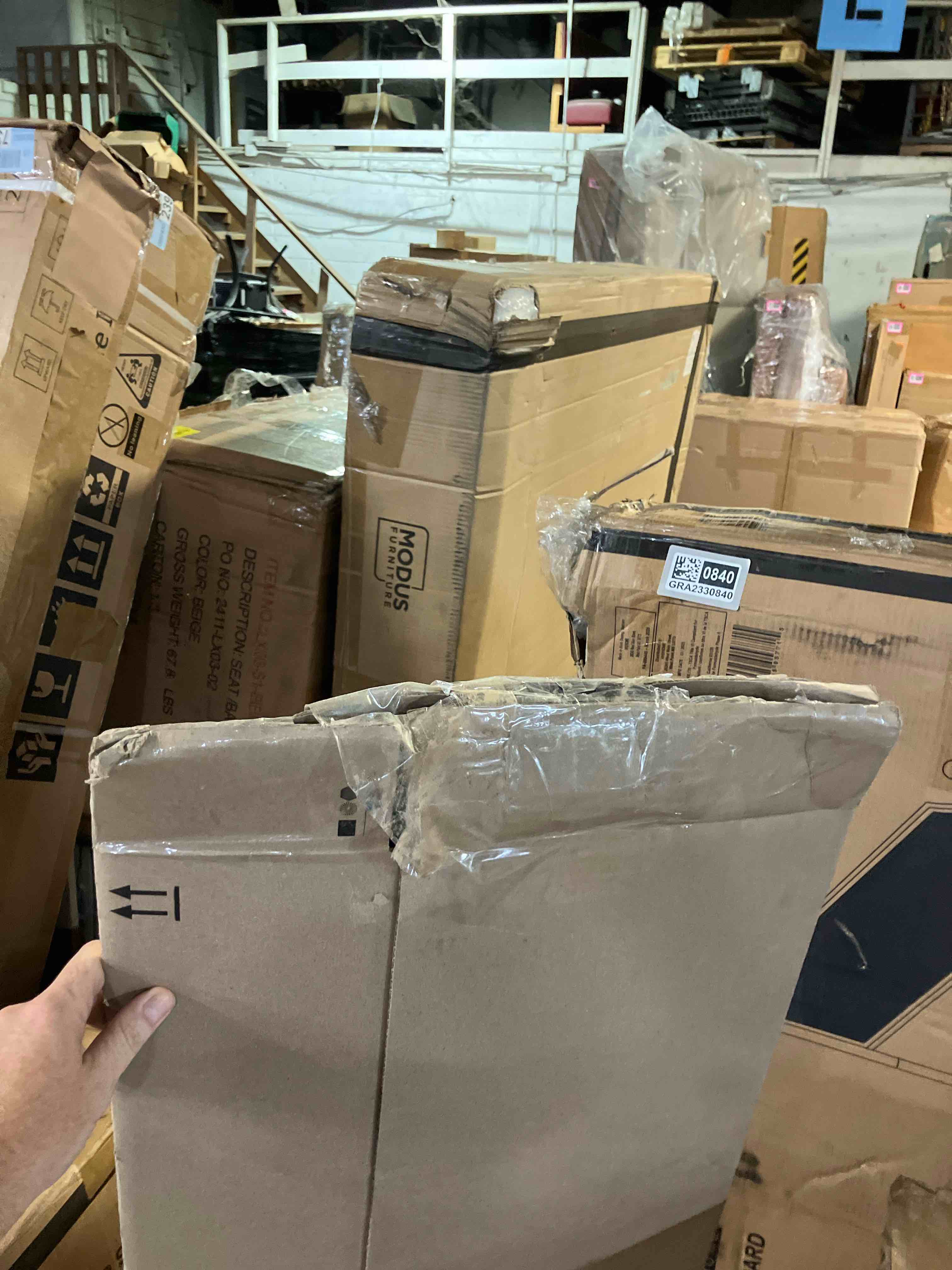 https://s3.amazonaws.com/lotting-images-prod/phillipi/GRA2330837_1754656996814.jpeg