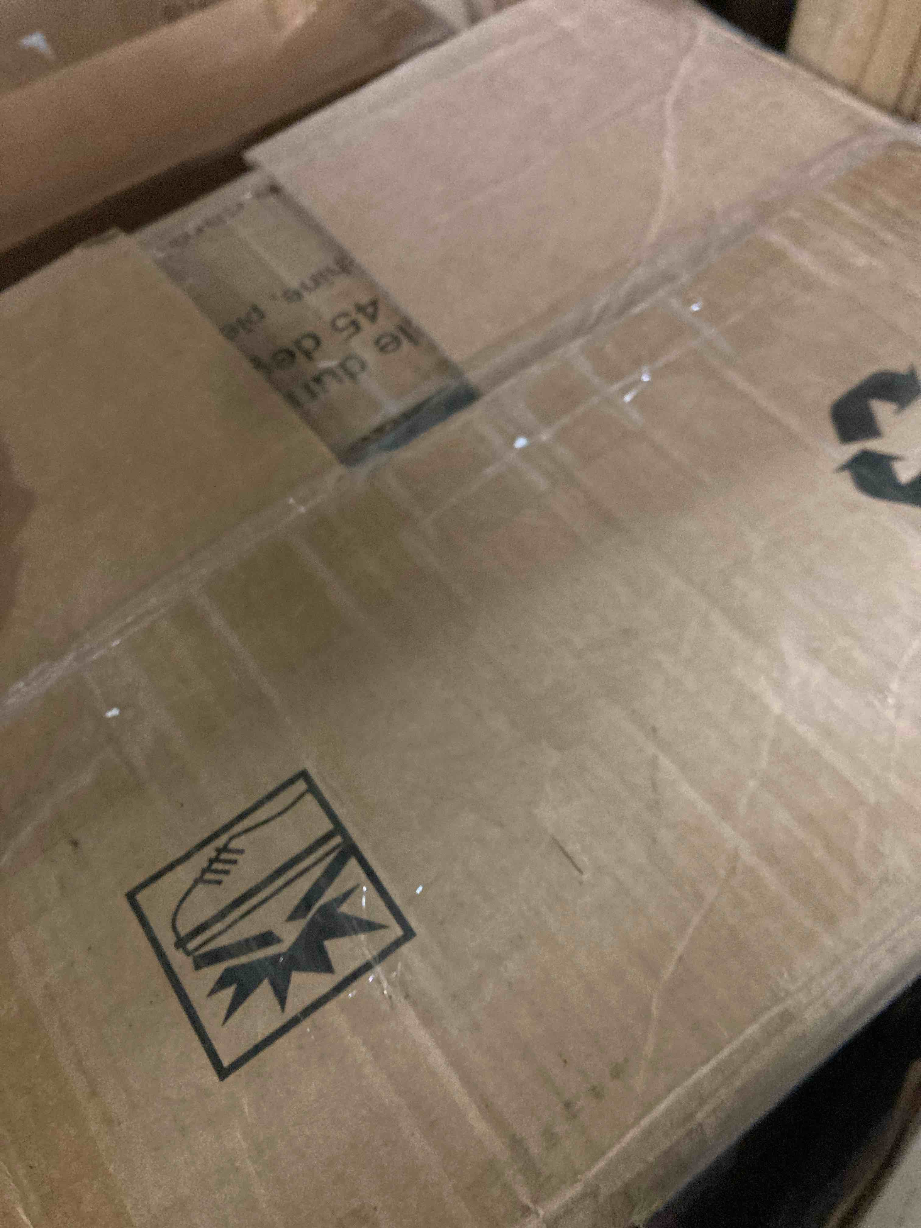 https://s3.amazonaws.com/lotting-images-prod/phillipi/GRA2331024_1754669857313.jpeg