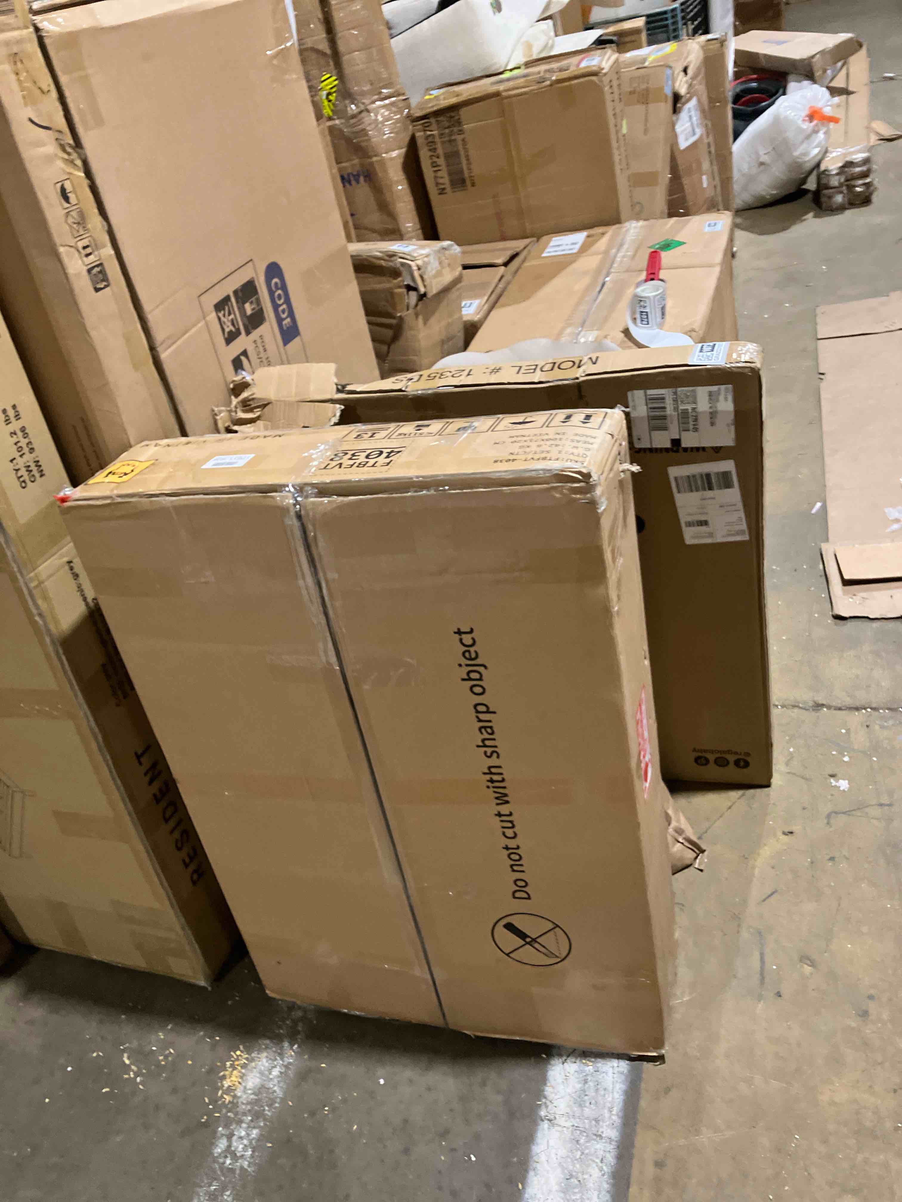 https://s3.amazonaws.com/lotting-images-prod/phillipi/GRA2331075_1755012777509.jpeg