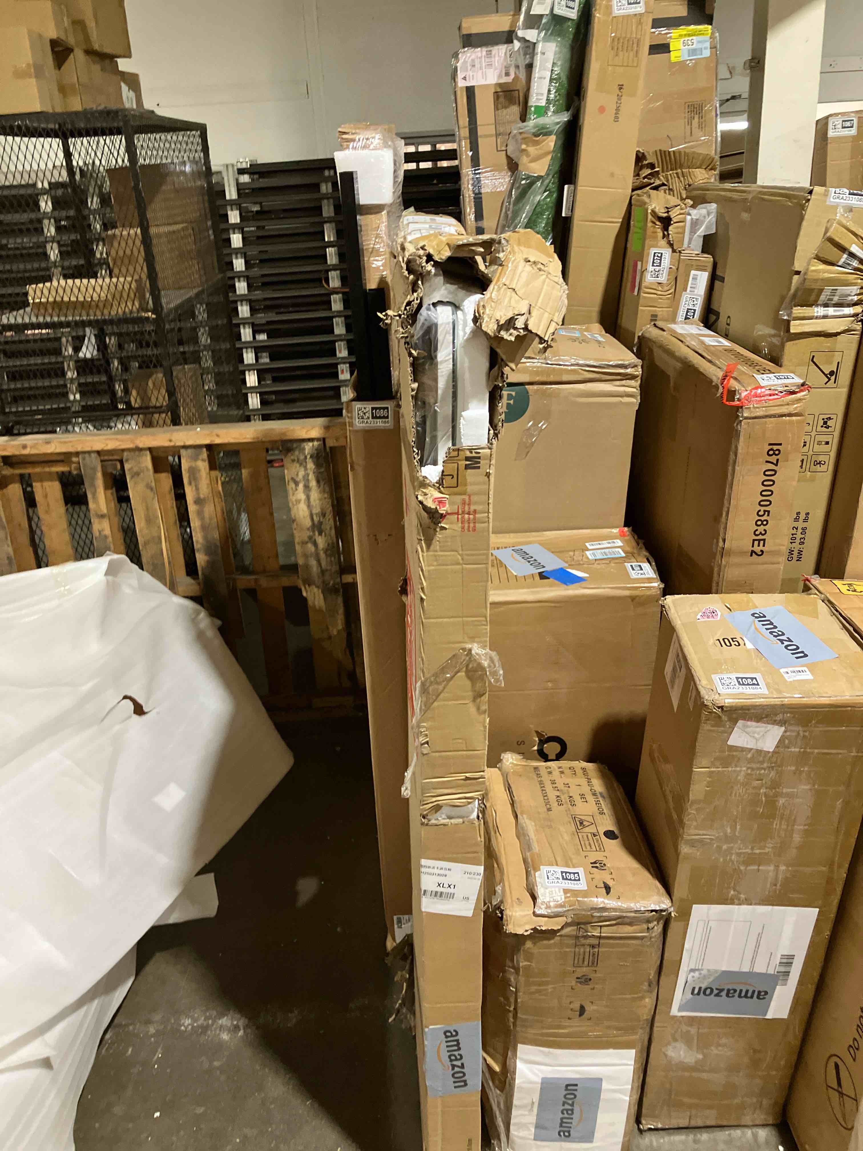 https://s3.amazonaws.com/lotting-images-prod/phillipi/GRA2331087_1755015565786.jpeg