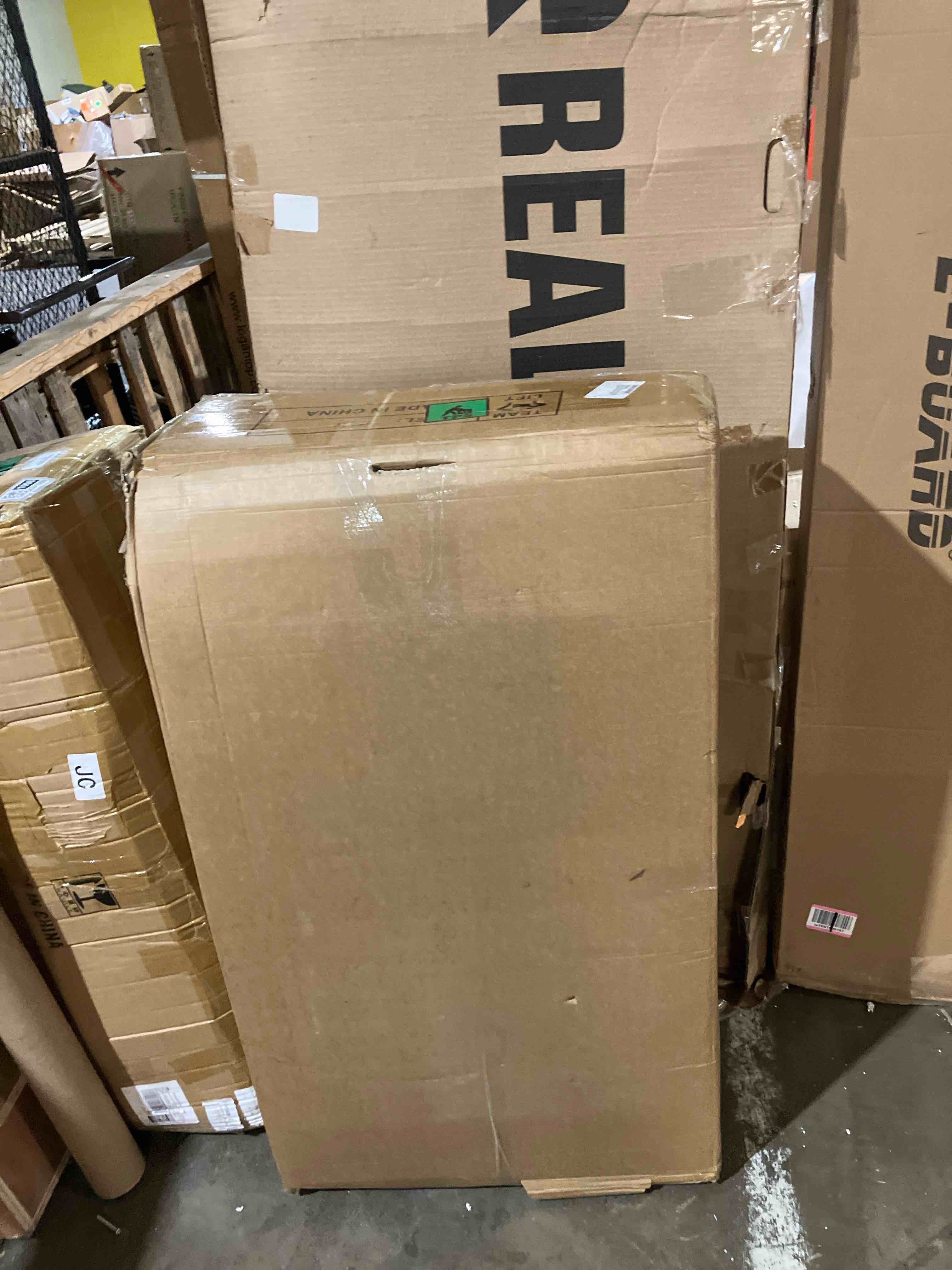 https://s3.amazonaws.com/lotting-images-prod/phillipi/GRA2331102_1755020515822.jpeg