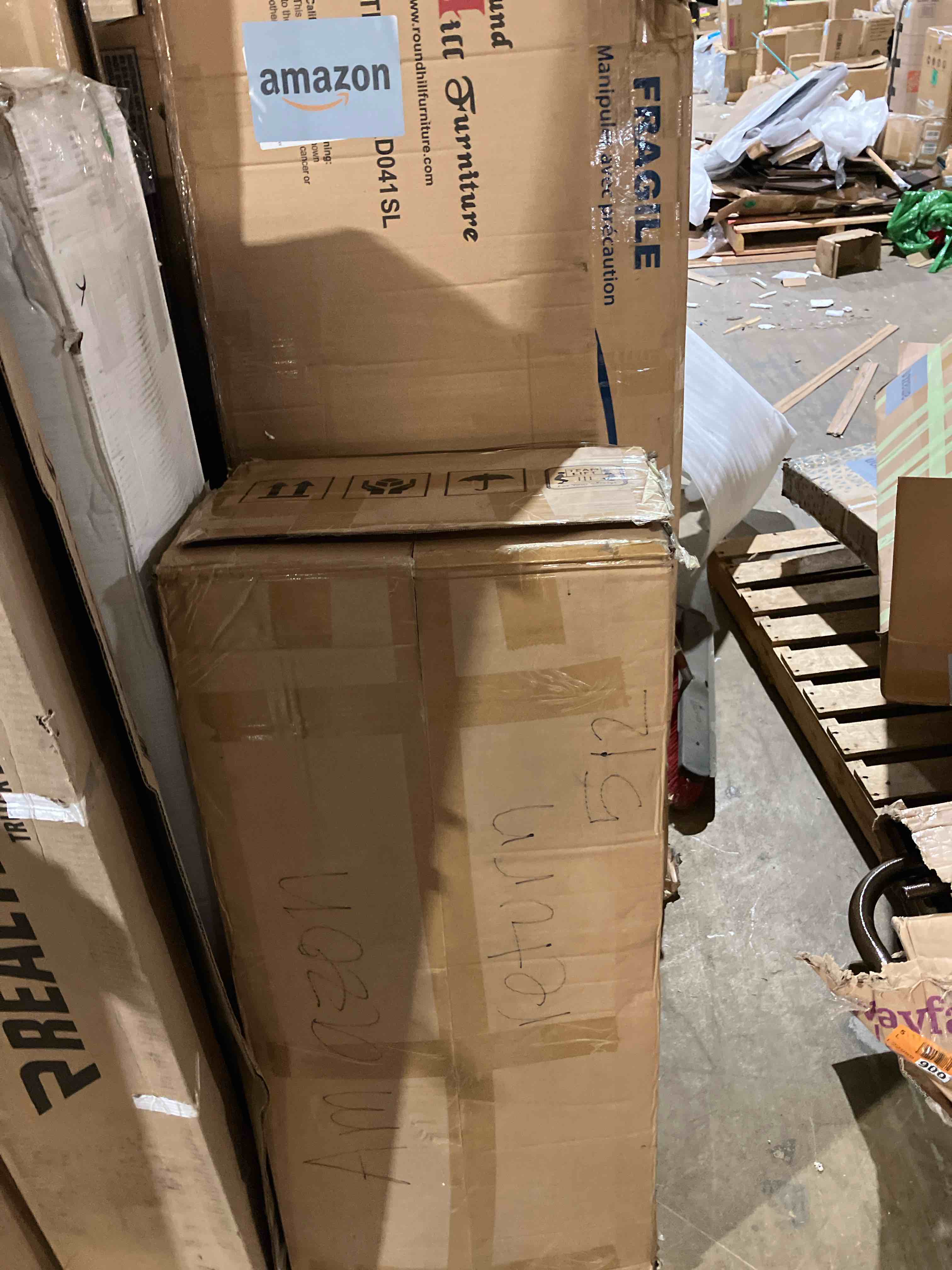 https://s3.amazonaws.com/lotting-images-prod/phillipi/GRA2331116_1755024916983.jpeg