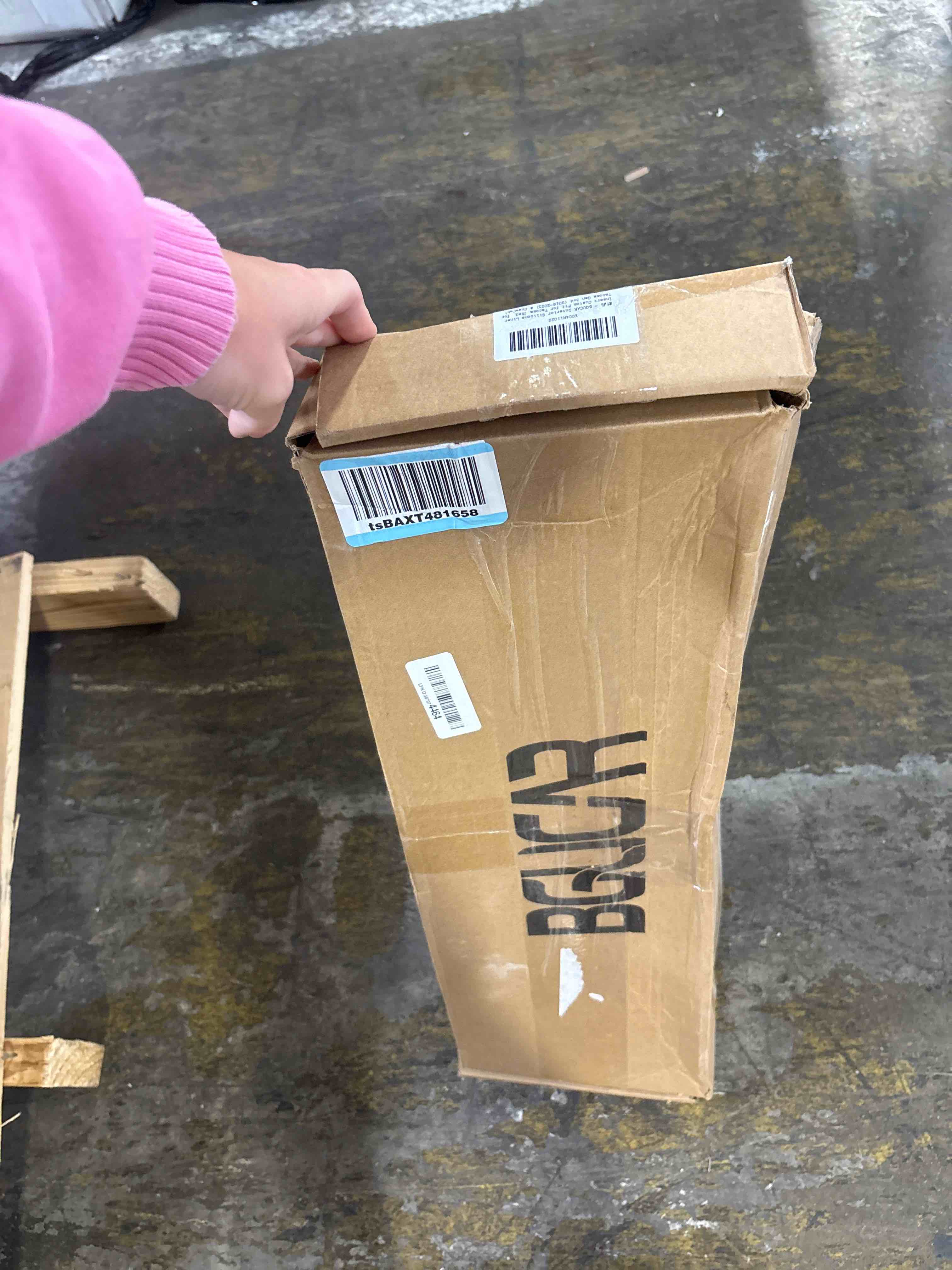 https://s3.amazonaws.com/lotting-images-prod/phillipi/GRA2331795_1758027770698.jpeg