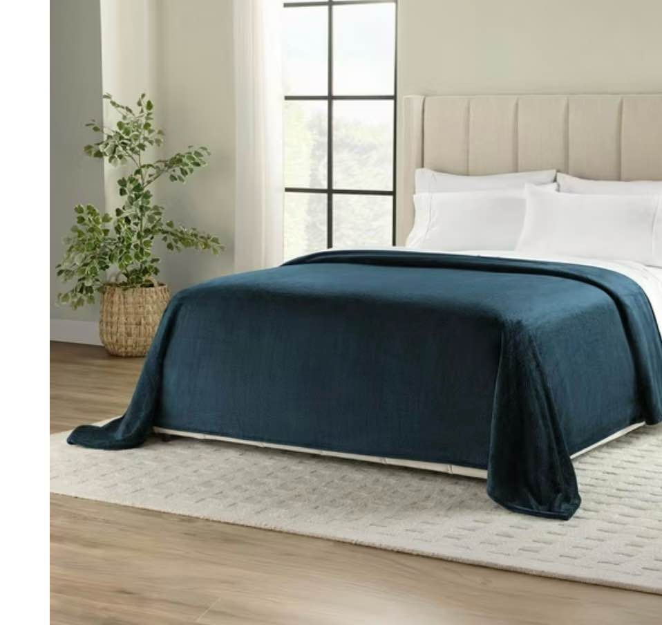 Member's Mark Oversized Cloud Touch Blanket