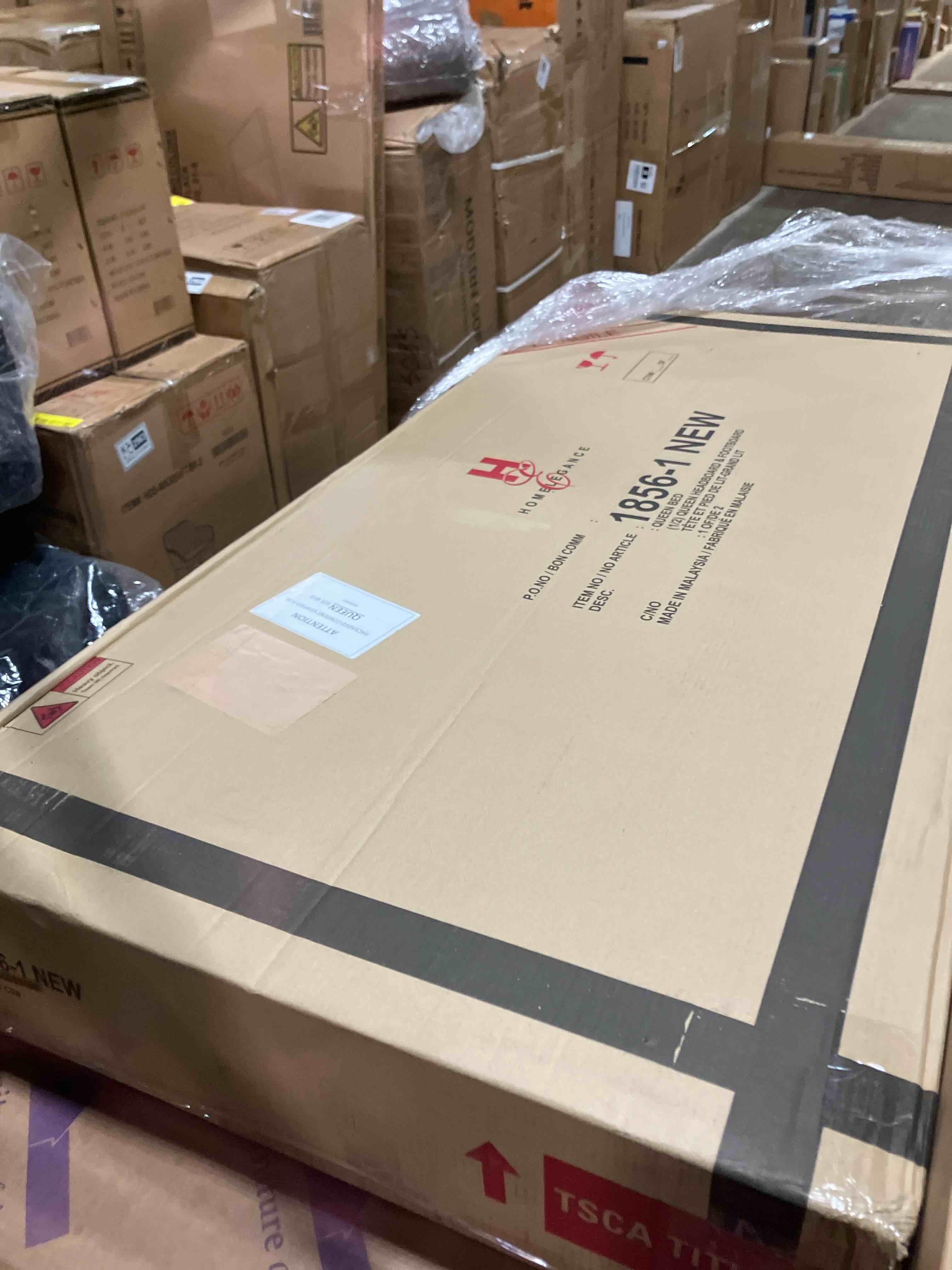 Condition photo showing As Is for Aaleiyah Sleigh Bed 3585940211