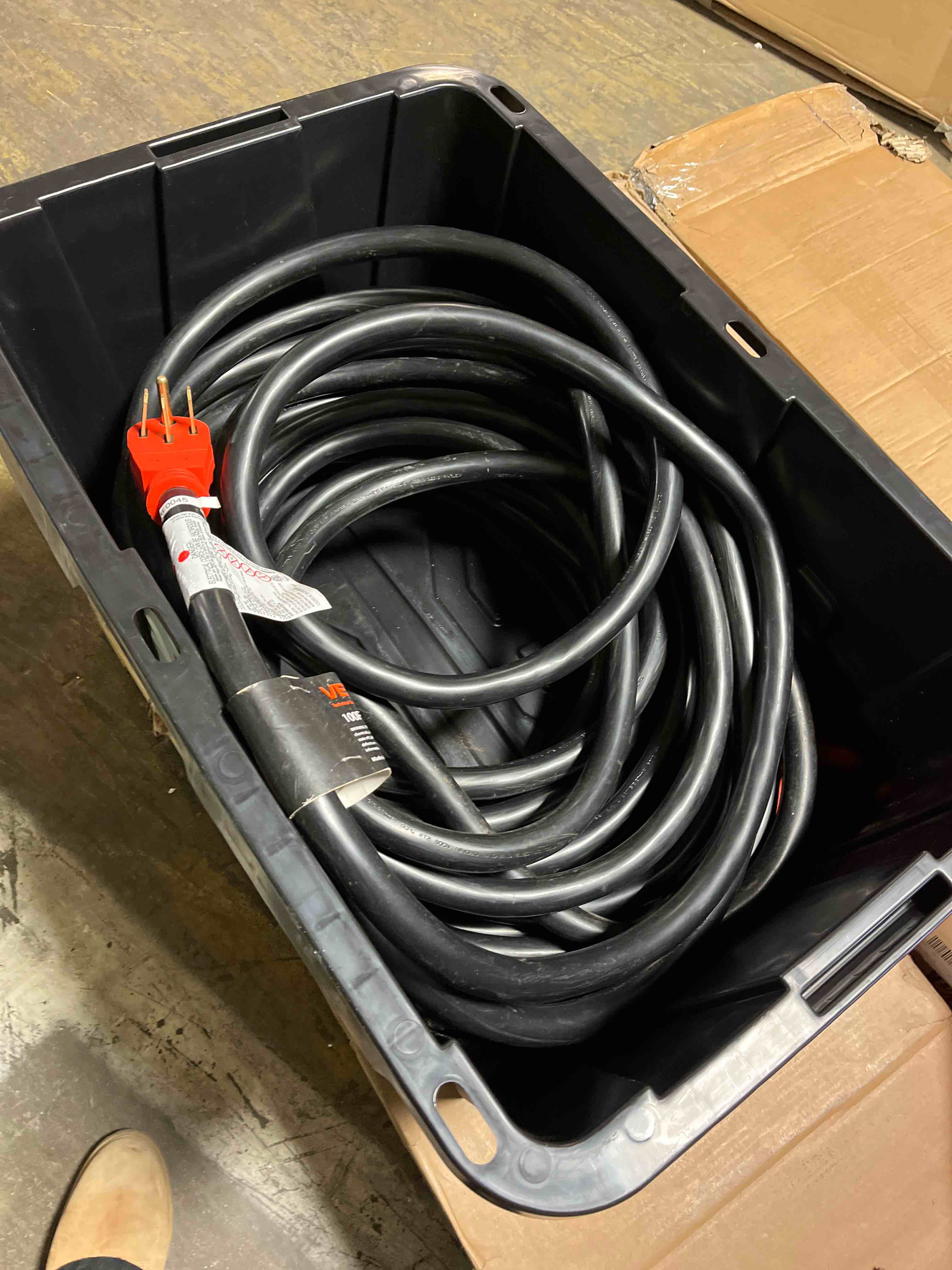 Condition photo showing New/Like New for VEVOR 100 FT RV Extension Cord, 30 Amp, 125V 2500W Heavy Duty STW 10/3 Gauge Wire, NEMA TT-30P Male NEMA TT-30R Female Plug, with LED Power Indicator, Handle, 15A Adapter, for RV Trailer, ETL Listed