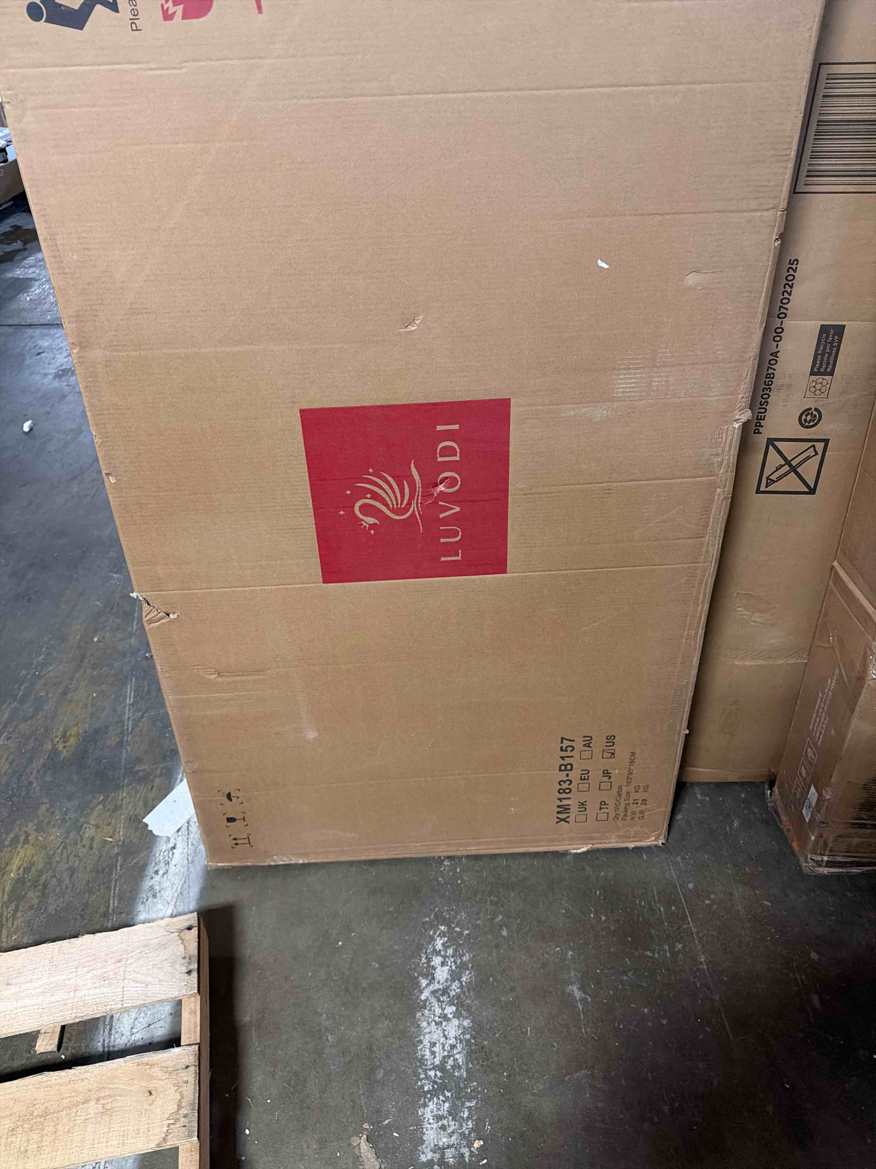 Condition photo showing Good Condition for Led Bathroom Mirror With Lights, Wall-mounted With Bluetooth Speaker, Time & Date Display Anti-fog, 3 Color Temperature, Dimmable Brightness, Ip65 Waterproof, Tempered Glass, Frontlit & Backlit