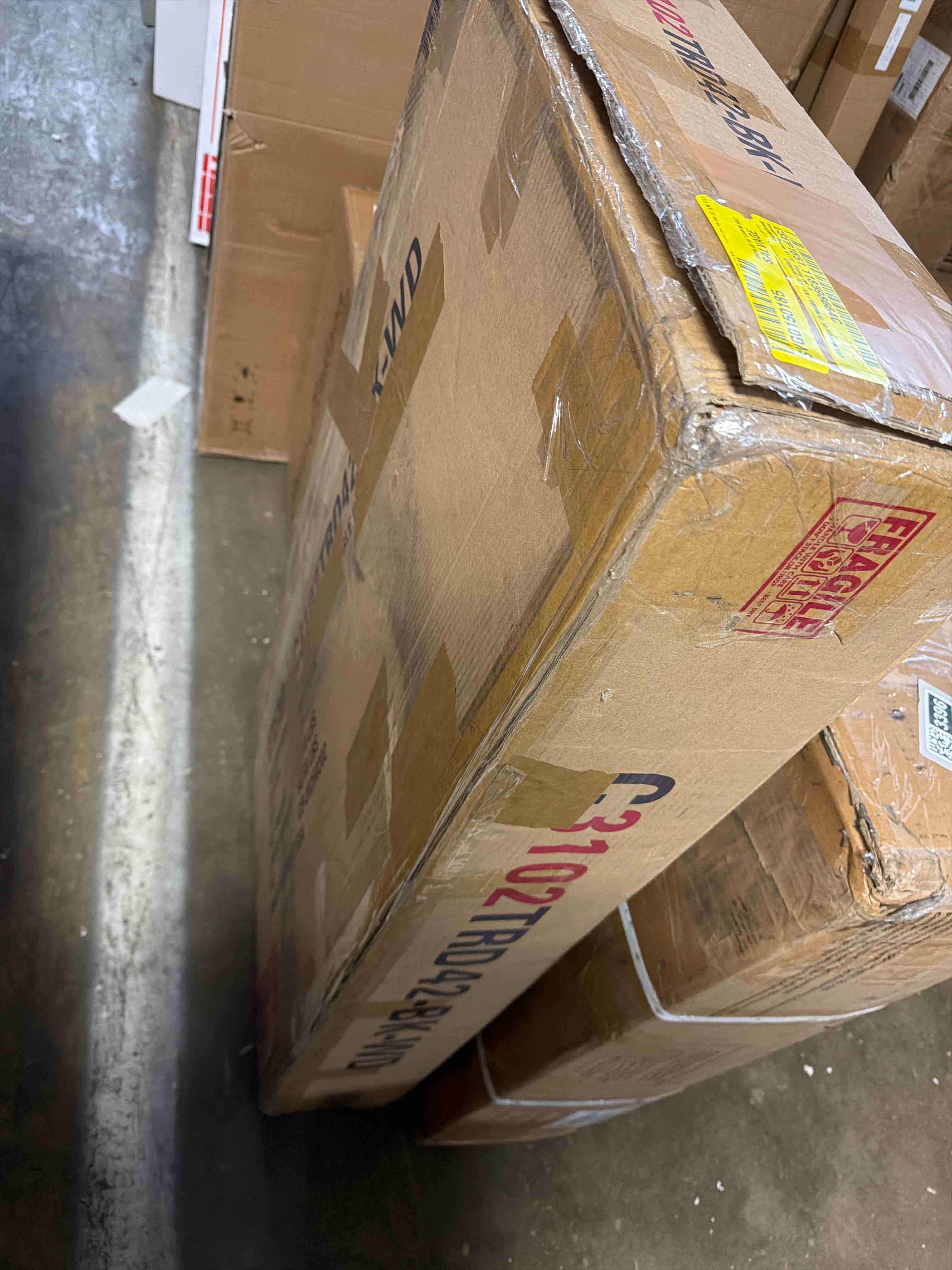 Condition photo showing As Is for Asuncin 4 - Person Four Leg Dining Set (Set of 3)