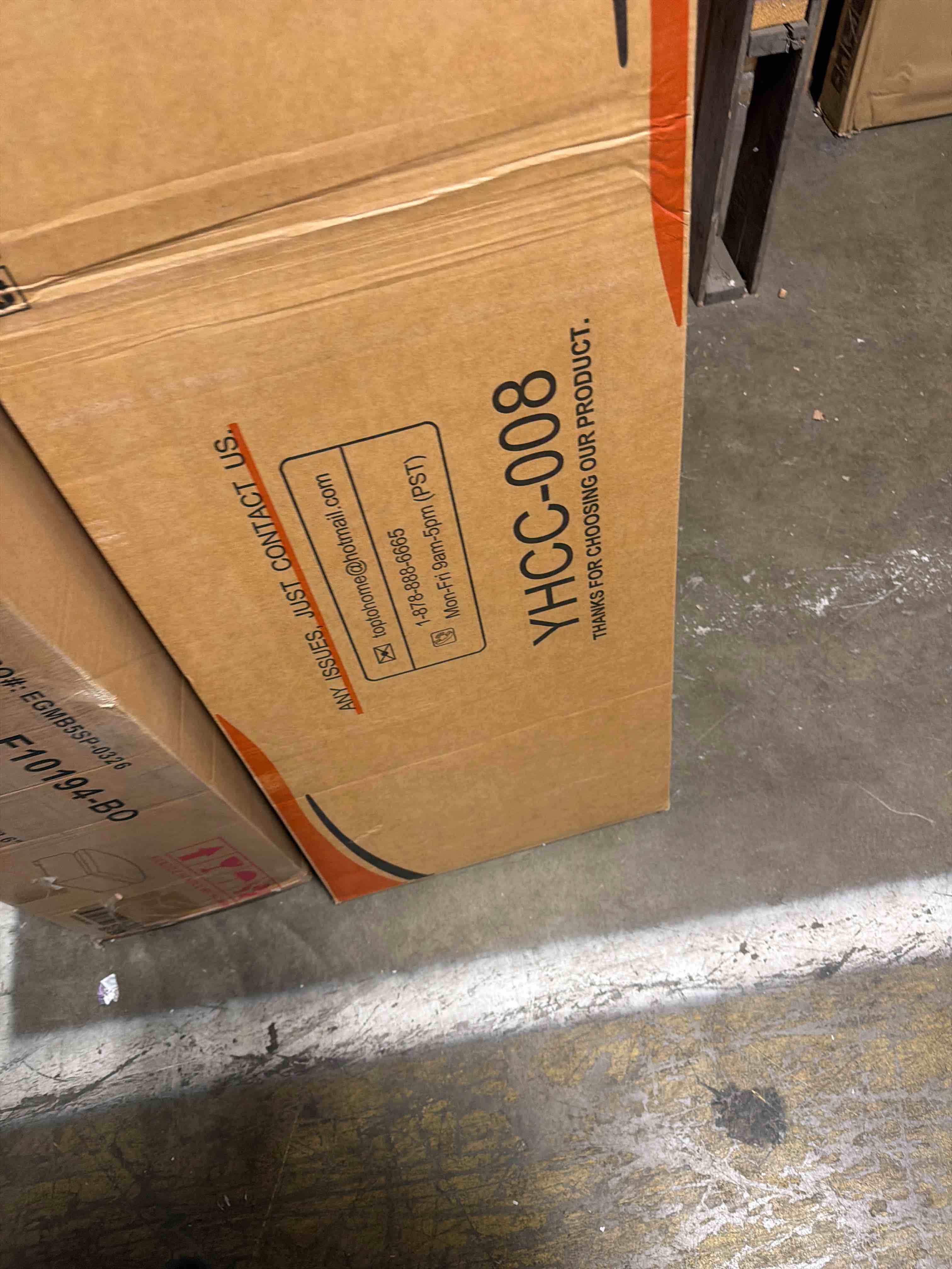 Condition photo showing New/Like New for 100 x100 Closet System with Woode