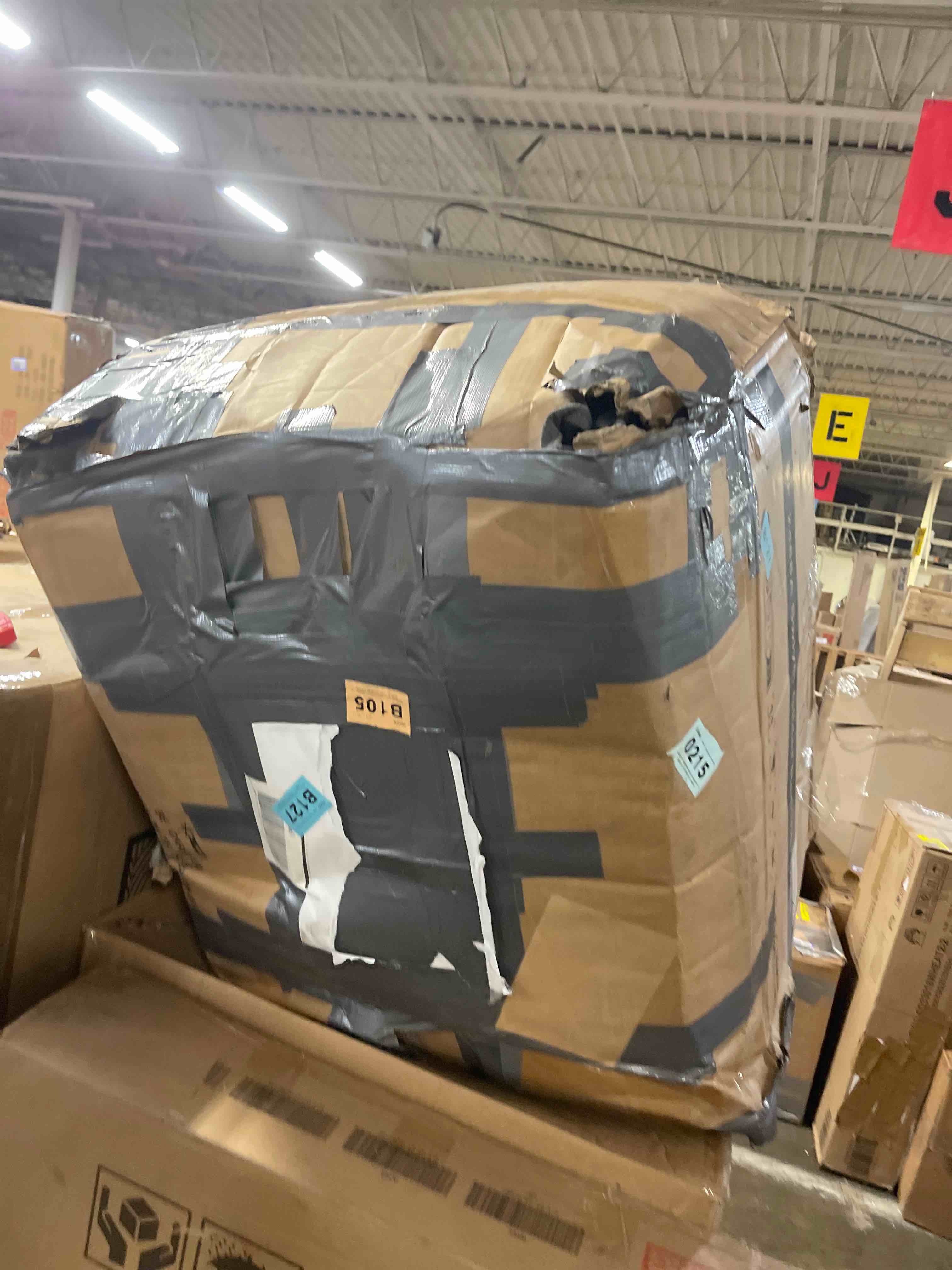 Condition photo showing Good Condition for 360° Swivel, Manual Rocking, PU Leather, Cup Holder, for Living Rooms and Nurseries, Gray 