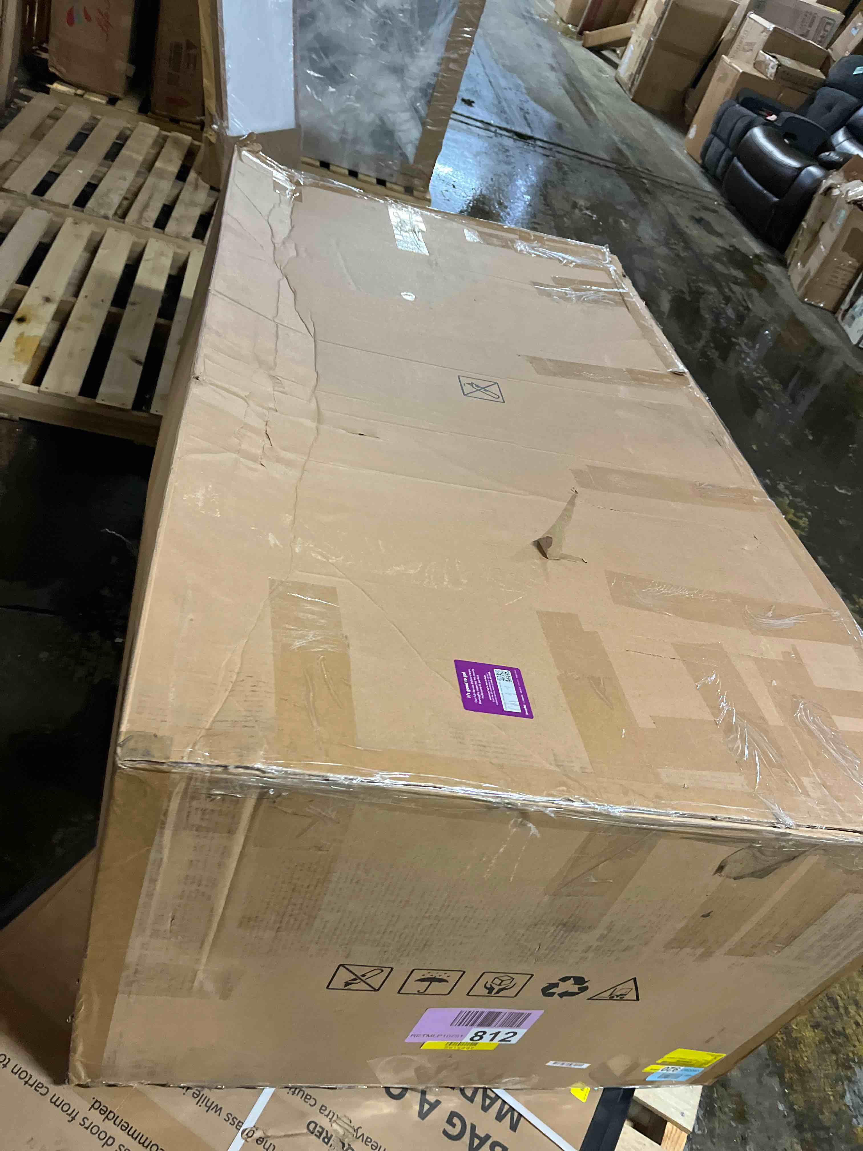 Condition photo showing As Is for Chaise With One Arm(Carton 2 of 2)