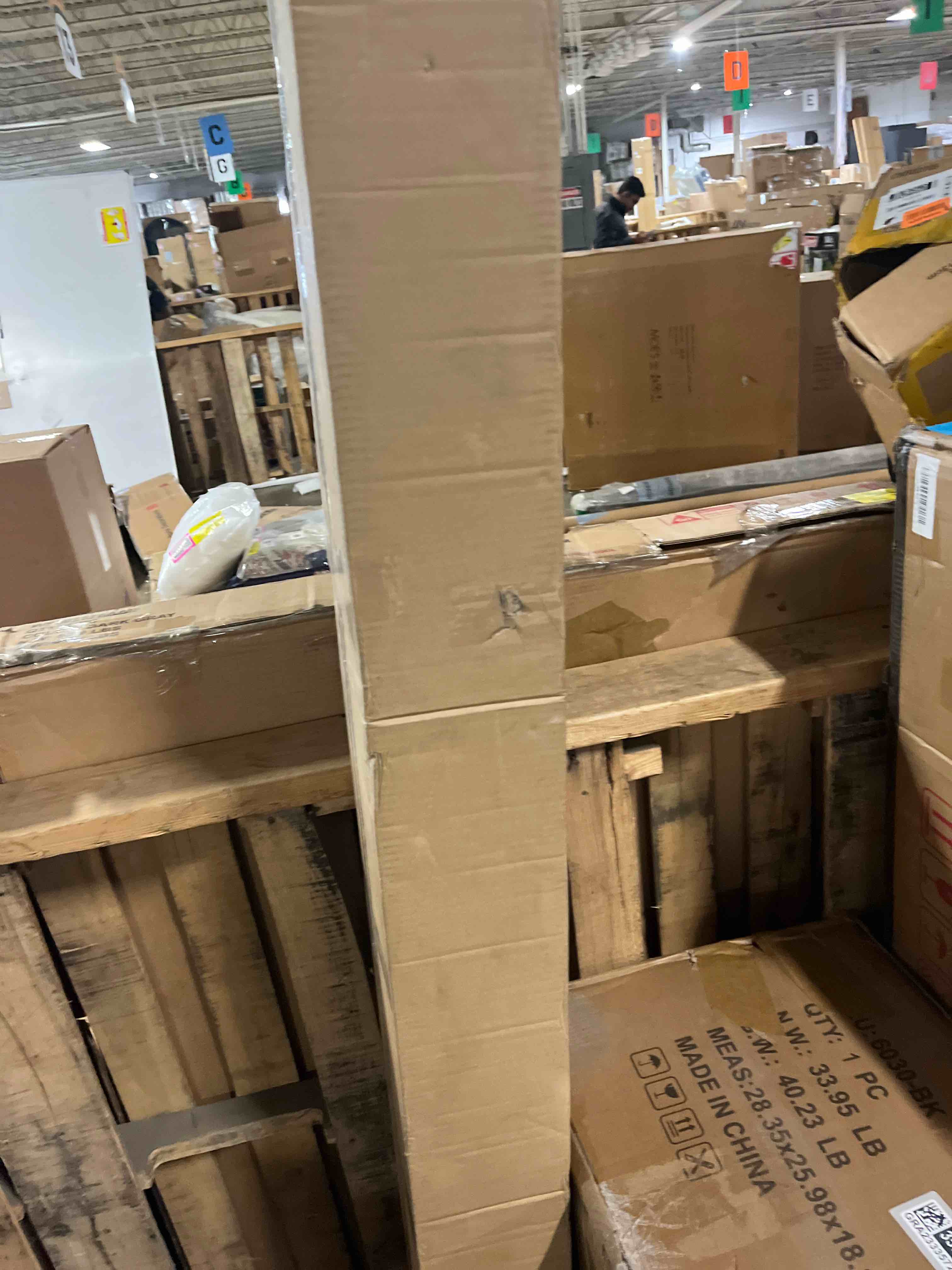 Condition photo showing New/Like New for Senda Fireplace Shelf Mantel