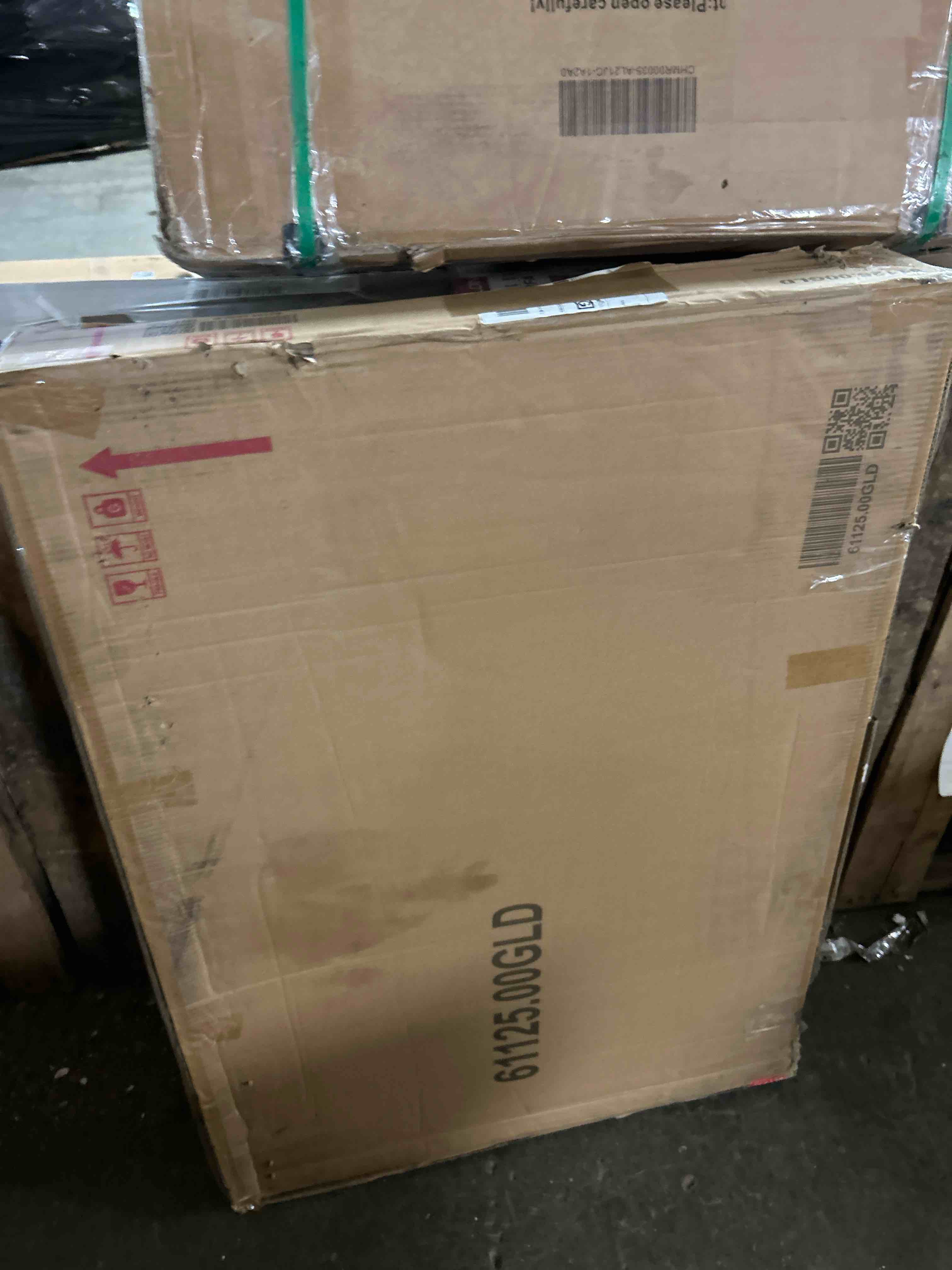 Condition photo showing New/Like New for Thayer Single Panel Iron Fireplace Screen with Overlapping Circle Design - Gold Finish, 41" Wide Mesh Spark Guard for Indoor Fireplace Safety