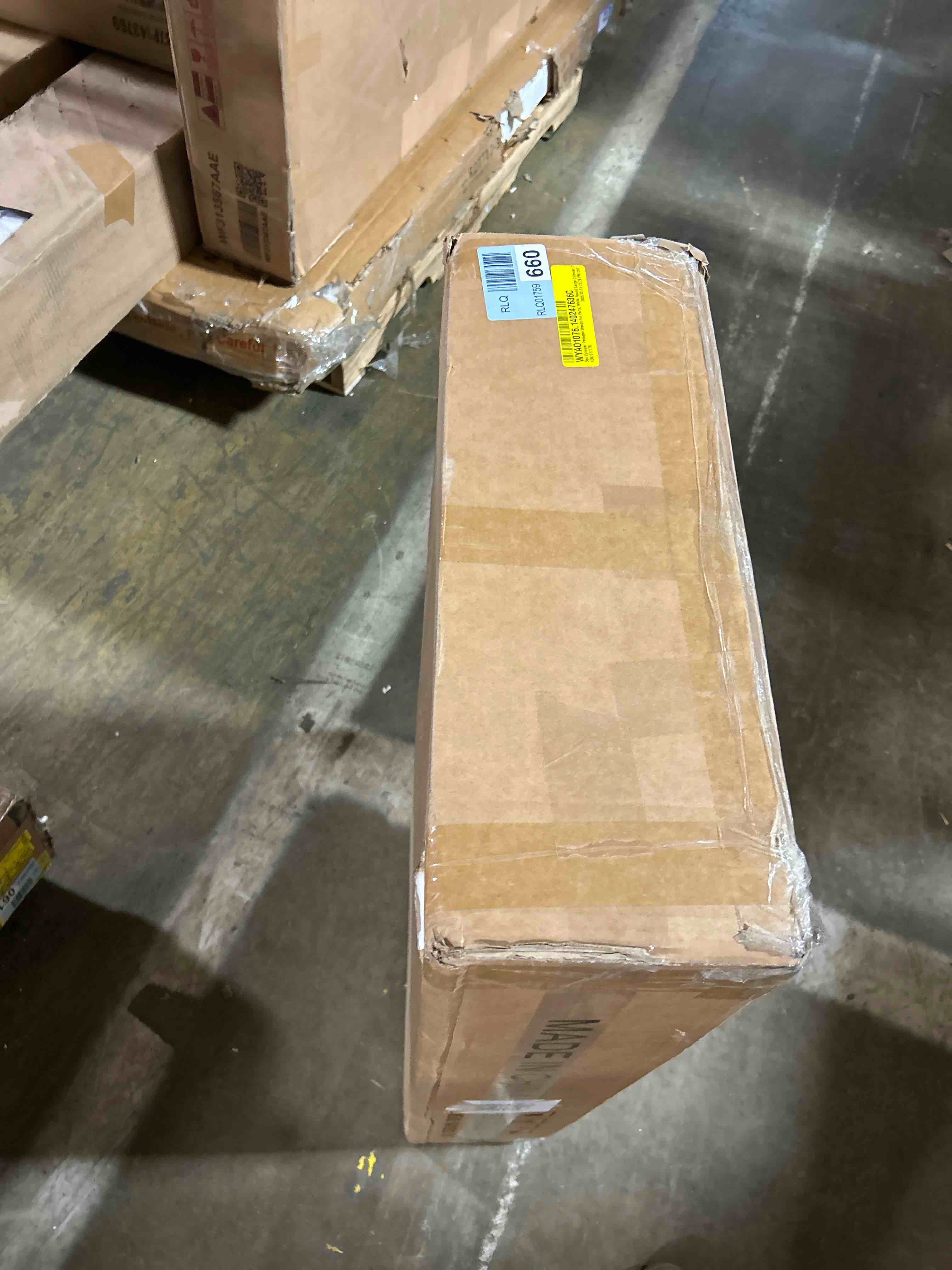 Condition photo showing New/Like New for 5pc Cylinder Pedestal Stands For Party, White Round Large Cylinder