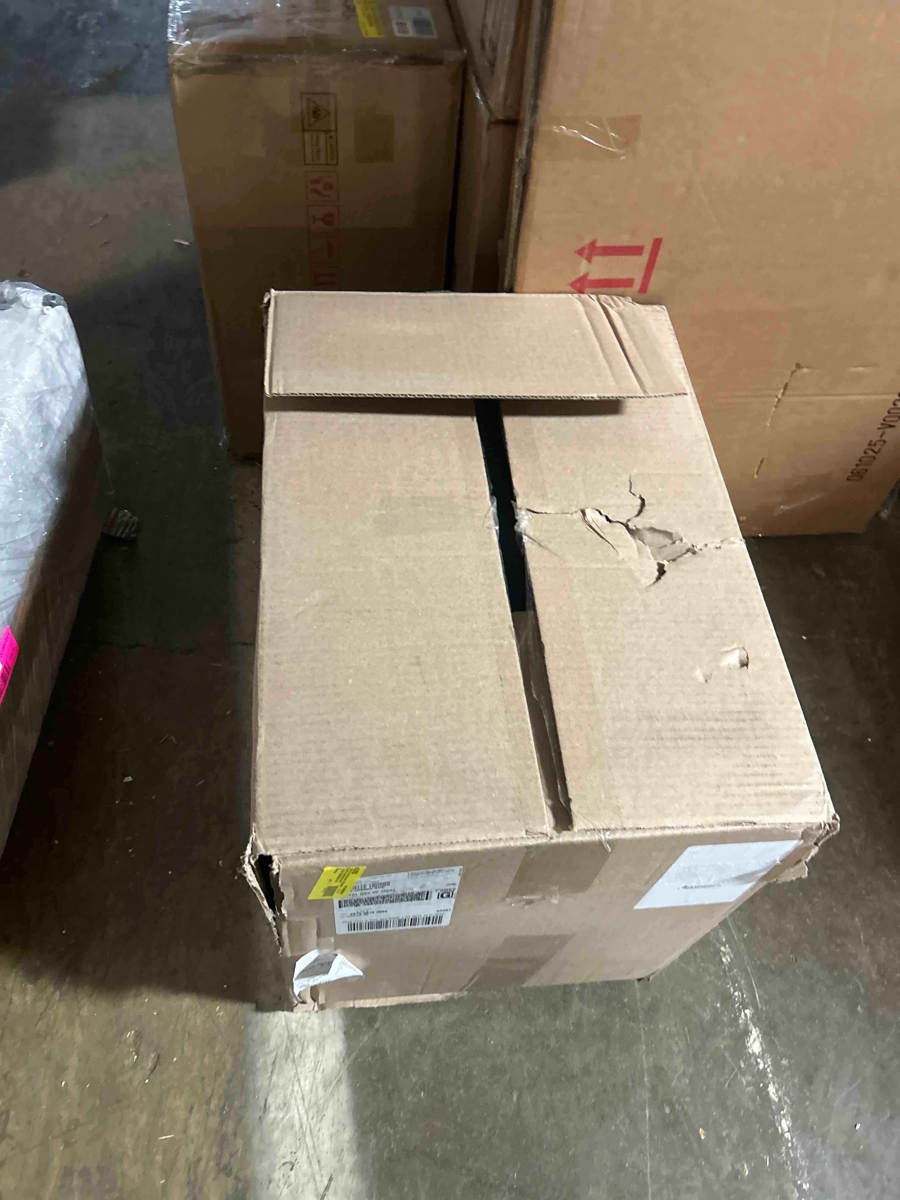 Condition photo showing Good Condition for 3-Pack 20 Quart Clear Storage Boxes with Wheels, Plastic Under Bed Bins with Lids